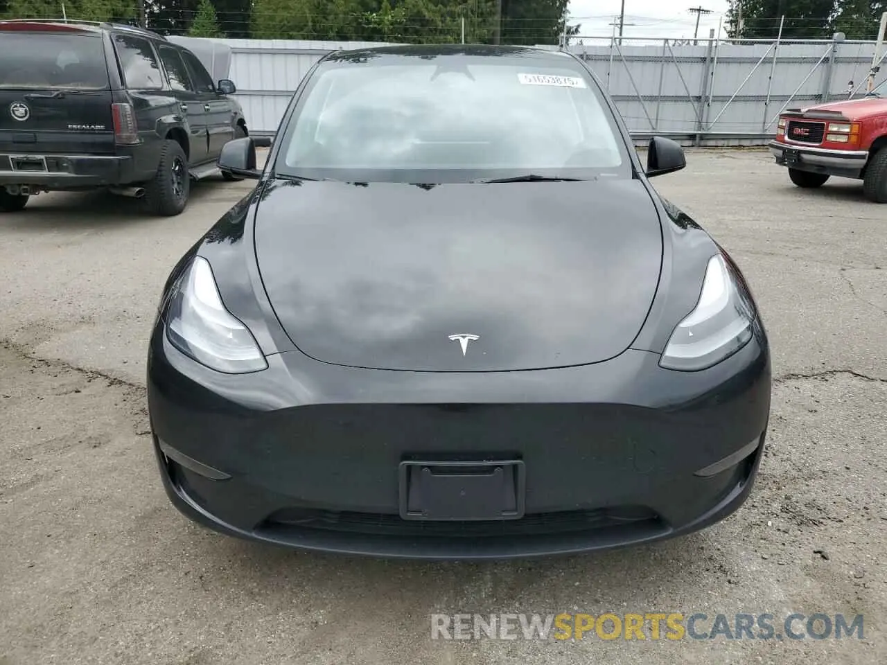 5 Photograph of a damaged car 7SAYGAEE5PF889868 TESLA MODEL Y 2023