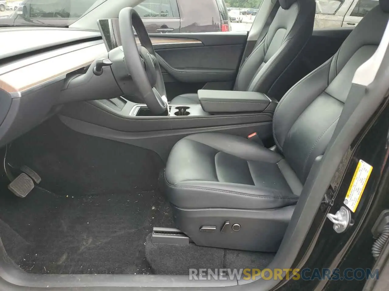 7 Photograph of a damaged car 7SAYGAEE5PF889868 TESLA MODEL Y 2023