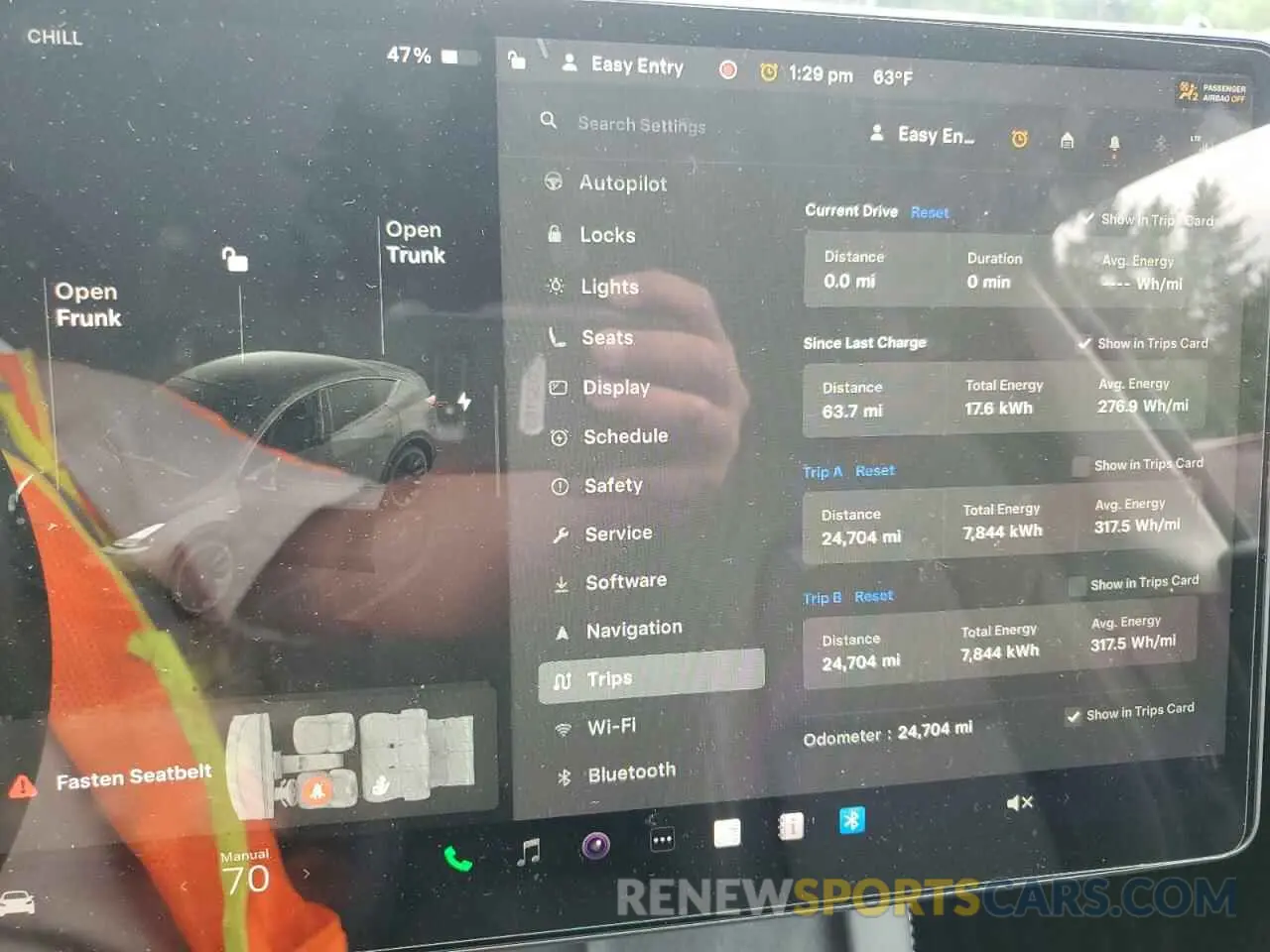 9 Photograph of a damaged car 7SAYGAEE5PF889868 TESLA MODEL Y 2023