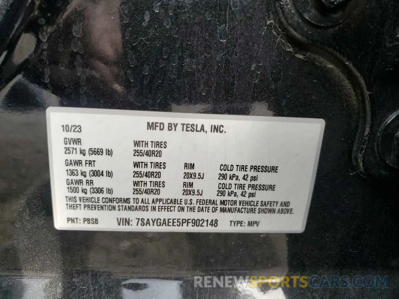 13 Photograph of a damaged car 7SAYGAEE5PF902148 TESLA MODEL Y 2023