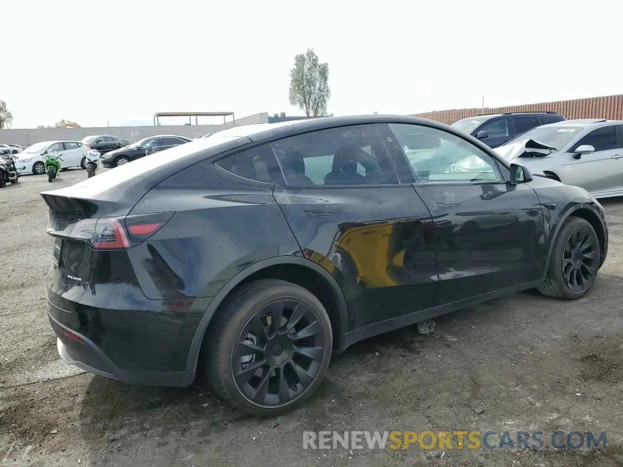 3 Photograph of a damaged car 7SAYGAEE5PF902148 TESLA MODEL Y 2023