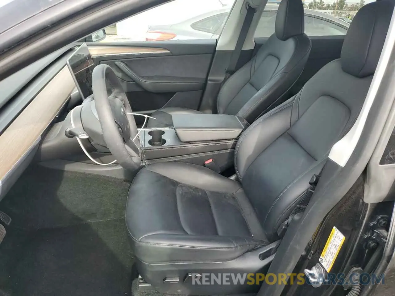 7 Photograph of a damaged car 7SAYGAEE5PF902148 TESLA MODEL Y 2023