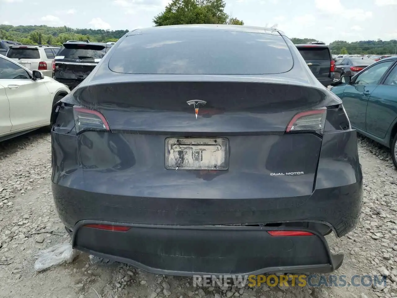 6 Photograph of a damaged car 7SAYGAEE5PF906457 TESLA MODEL Y 2023