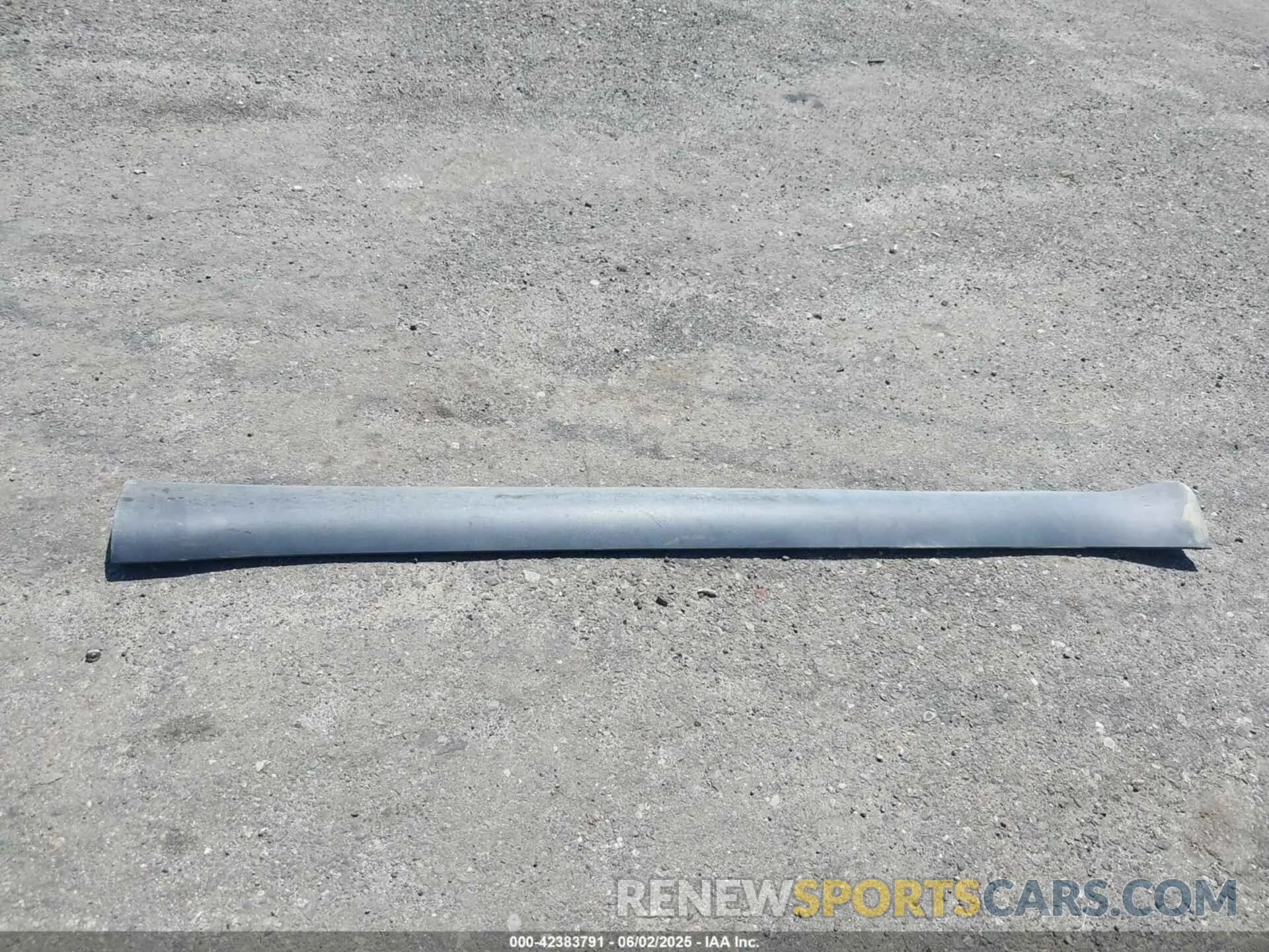 12 Photograph of a damaged car 7SAYGAEE6PF610721 TESLA MODEL Y 2023