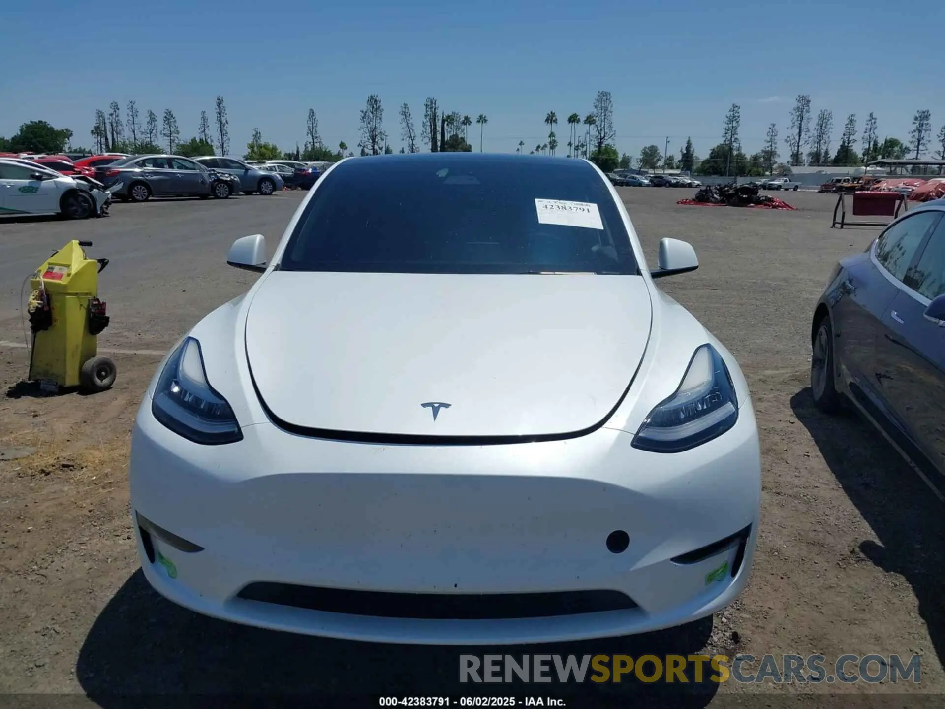 13 Photograph of a damaged car 7SAYGAEE6PF610721 TESLA MODEL Y 2023