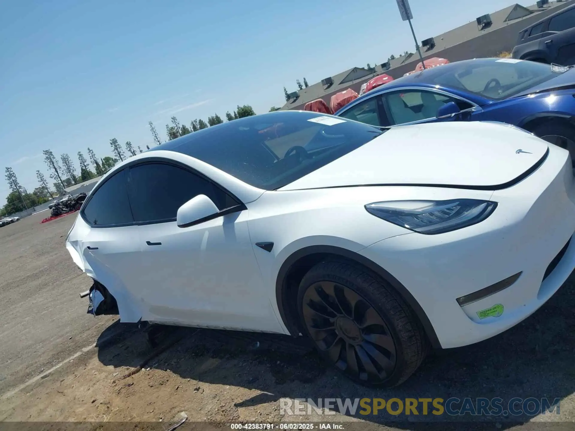 14 Photograph of a damaged car 7SAYGAEE6PF610721 TESLA MODEL Y 2023