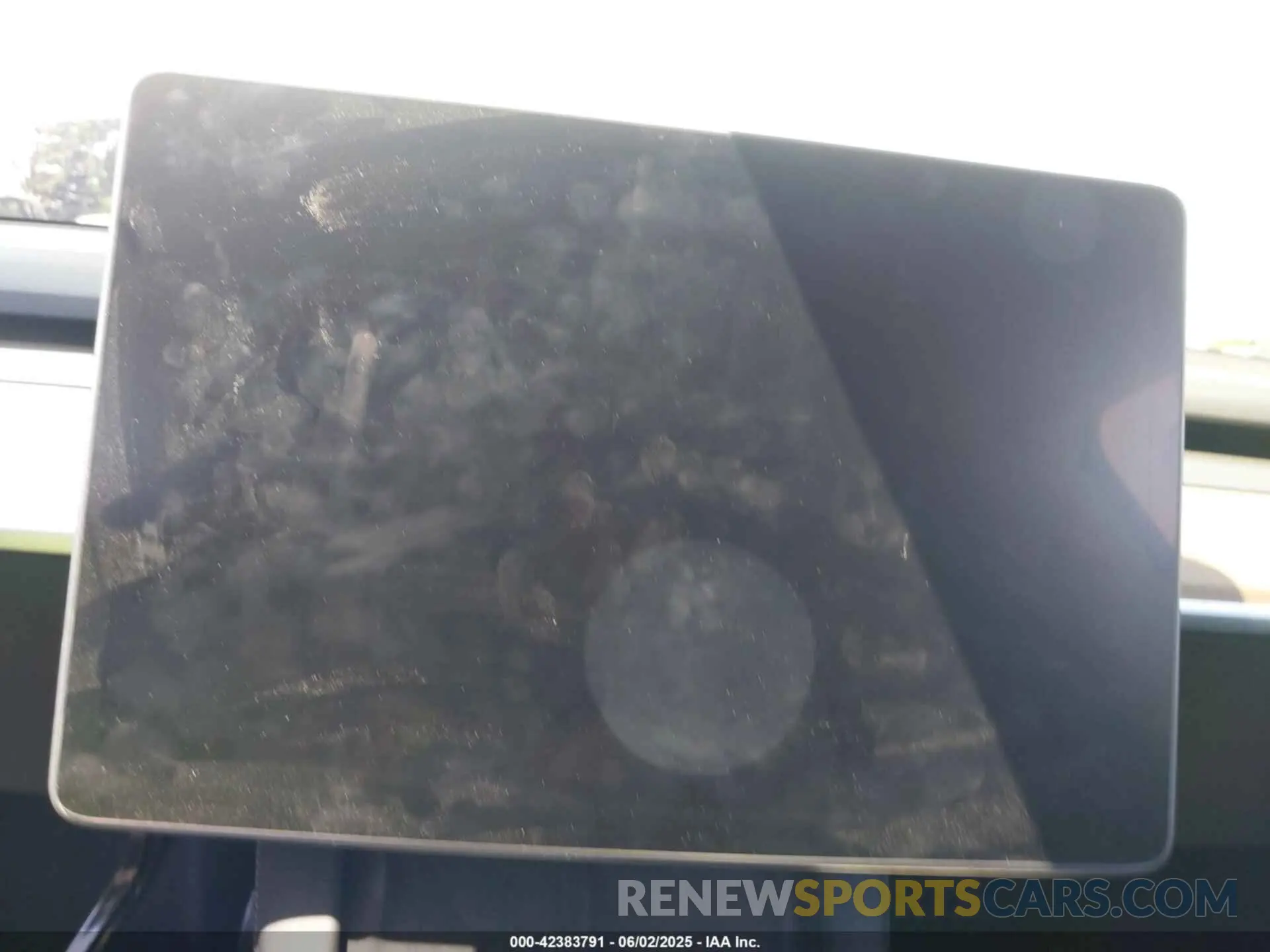 7 Photograph of a damaged car 7SAYGAEE6PF610721 TESLA MODEL Y 2023