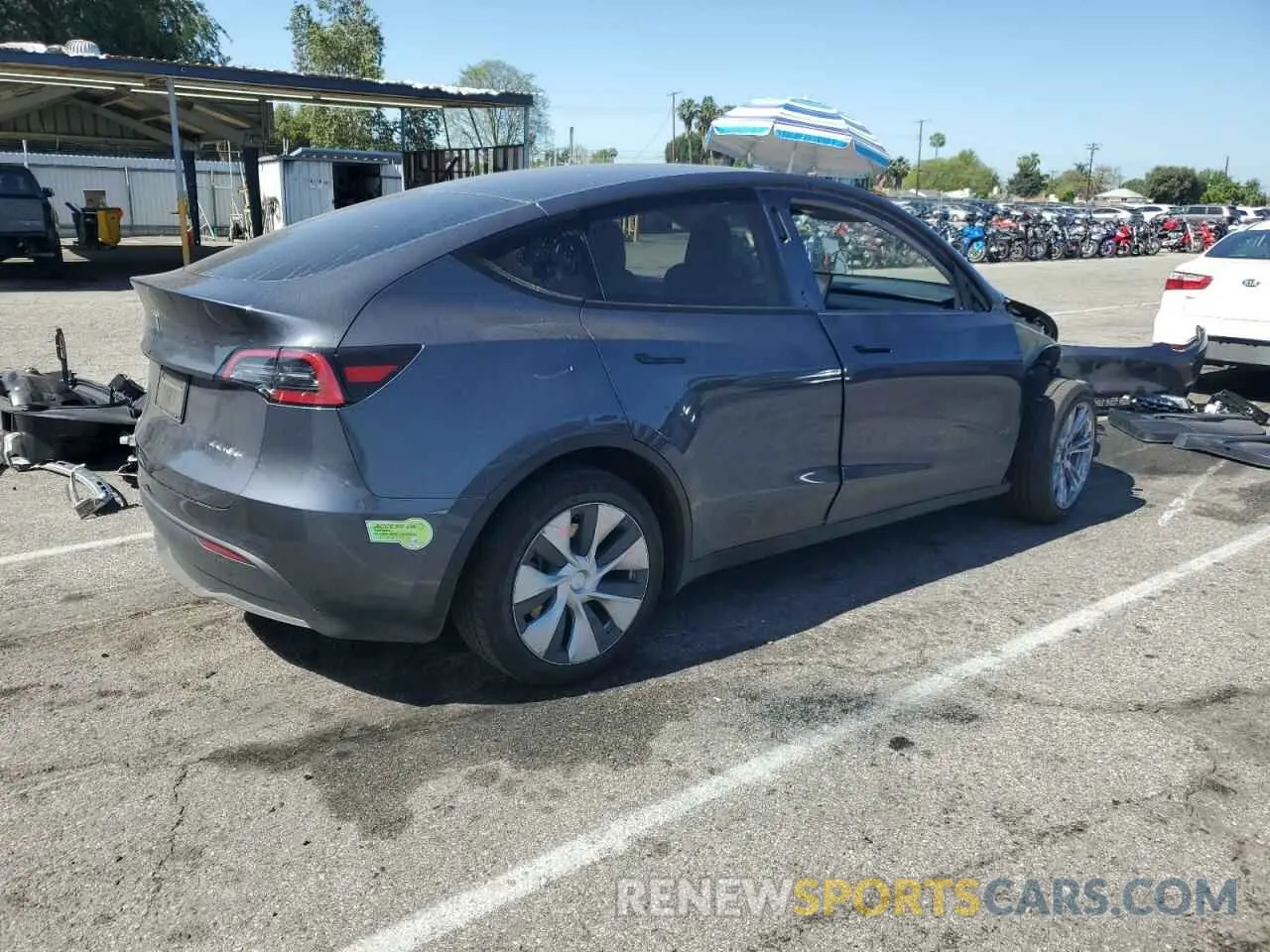 3 Photograph of a damaged car 7SAYGAEE6PF637837 TESLA MODEL Y 2023