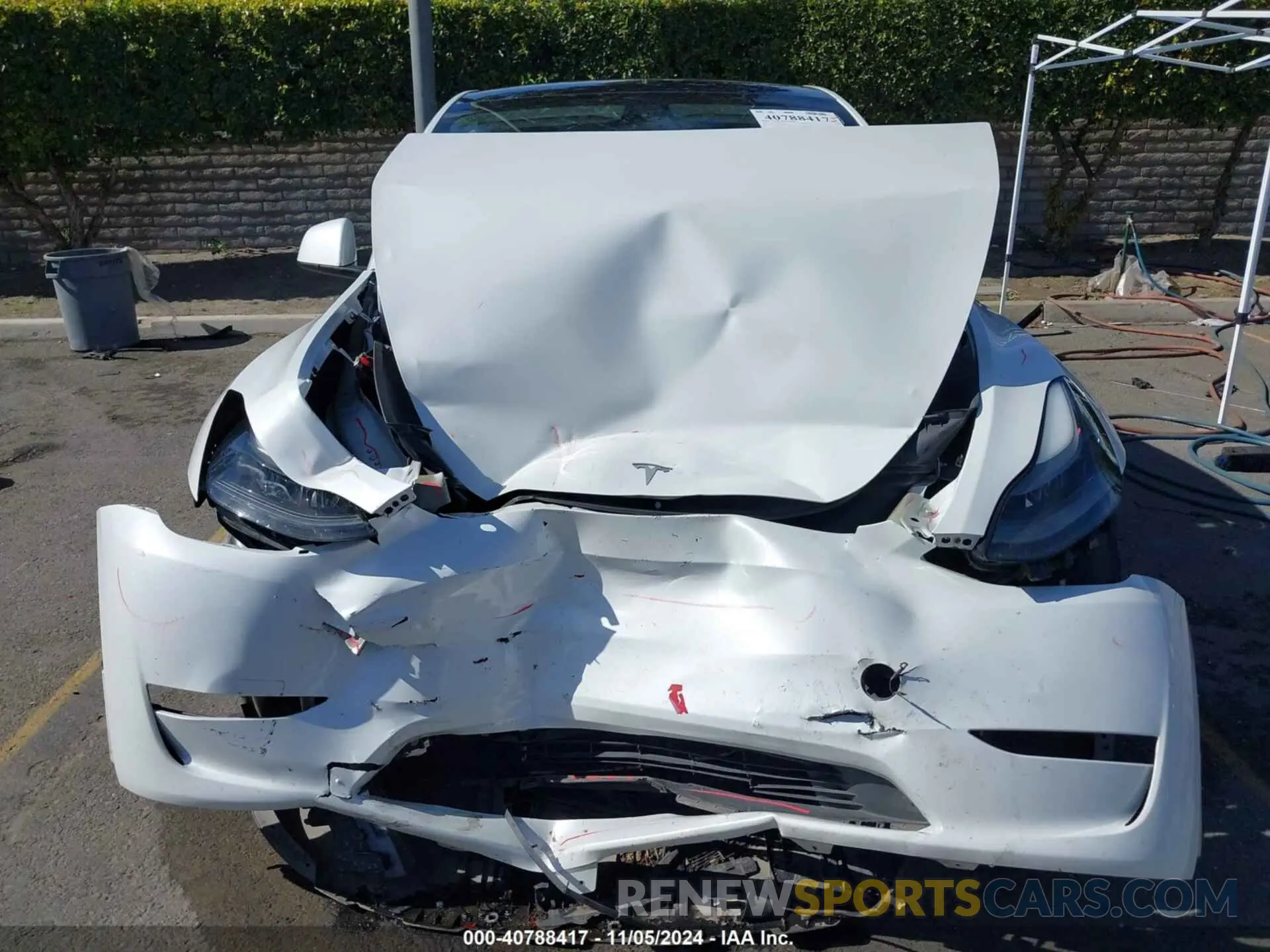 6 Photograph of a damaged car 7SAYGAEE6PF662625 TESLA MODEL Y 2023