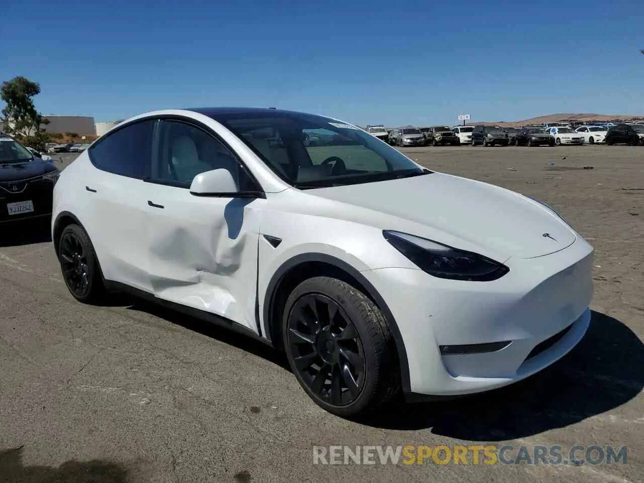 4 Photograph of a damaged car 7SAYGAEE6PF777113 TESLA MODEL Y 2023