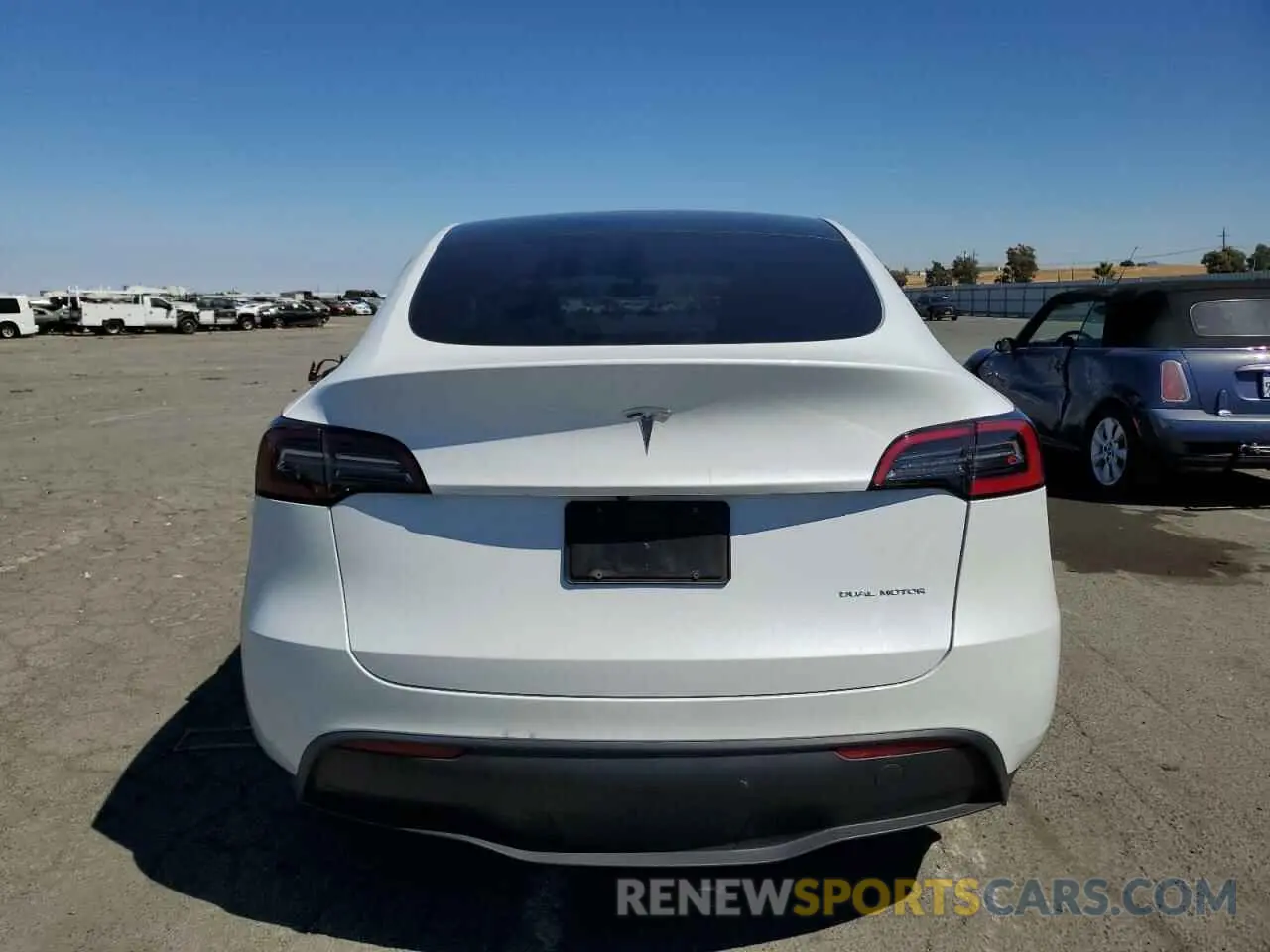 6 Photograph of a damaged car 7SAYGAEE6PF777113 TESLA MODEL Y 2023