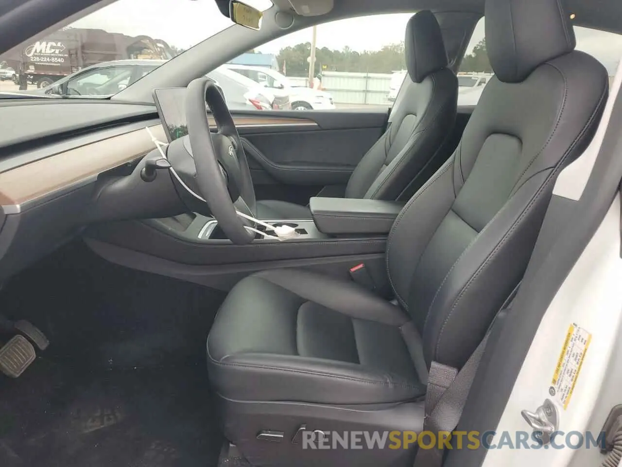 7 Photograph of a damaged car 7SAYGAEE6PF801961 TESLA MODEL Y 2023
