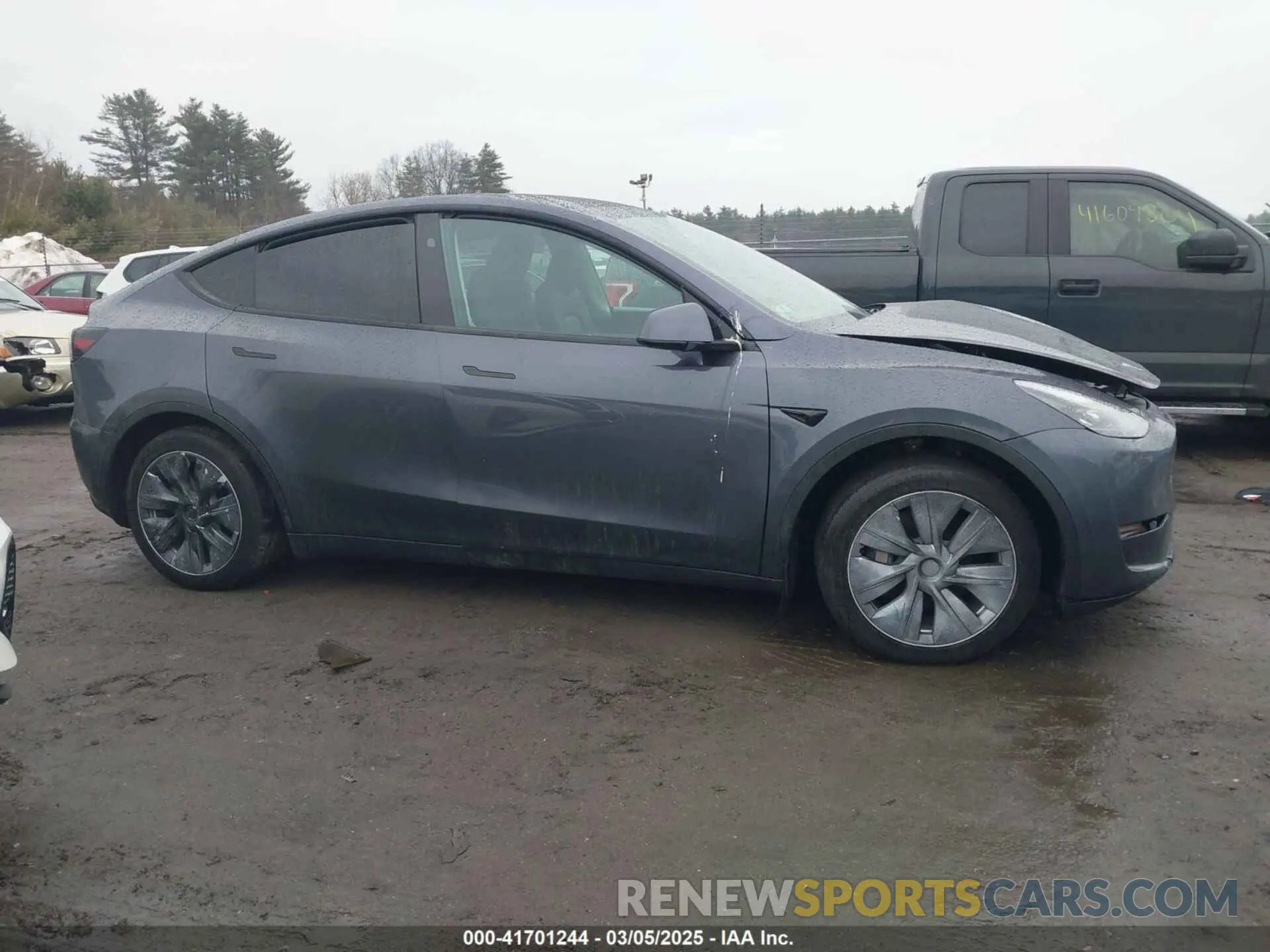 13 Photograph of a damaged car 7SAYGAEE6PF850027 TESLA MODEL Y 2023