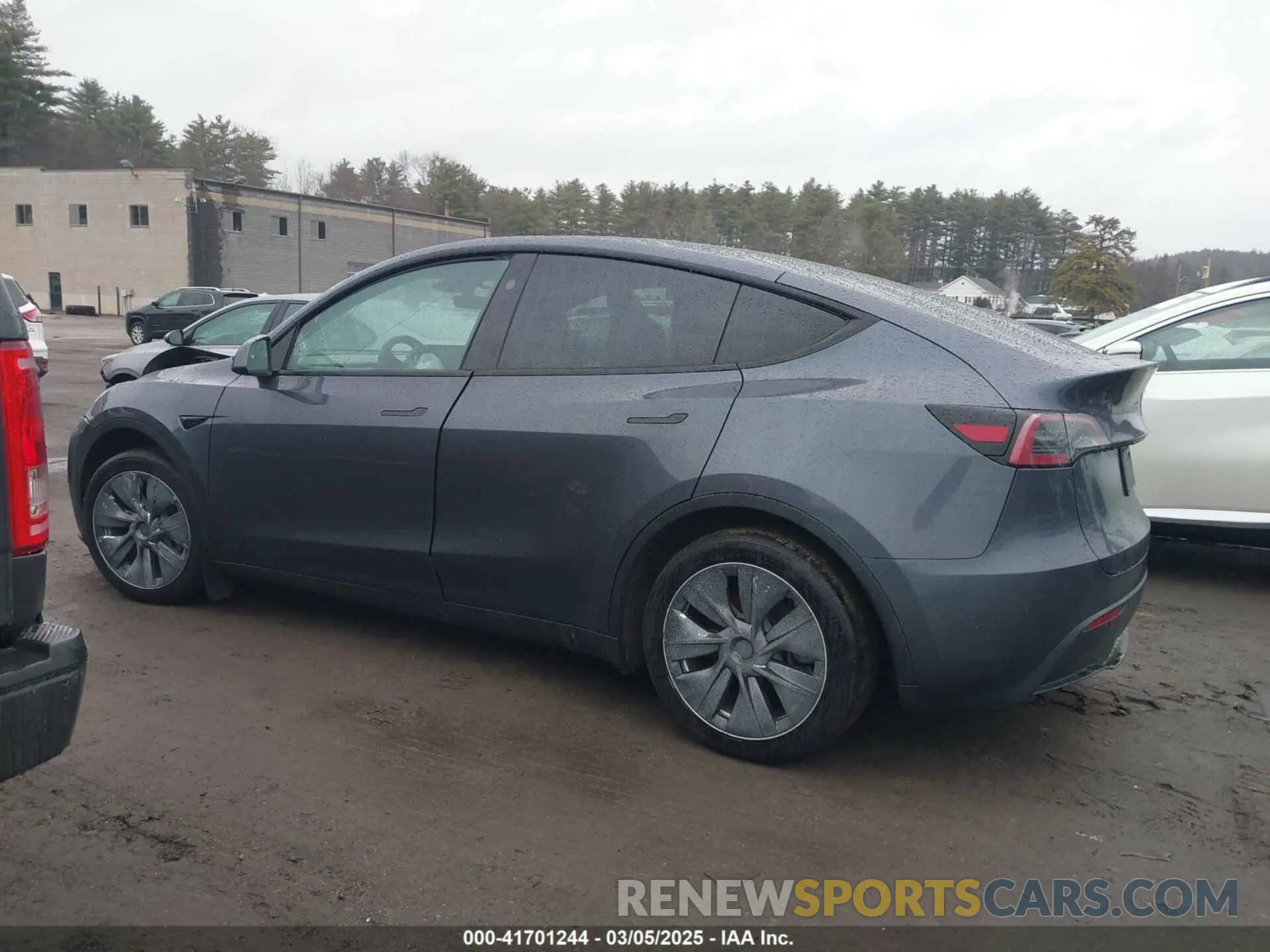 14 Photograph of a damaged car 7SAYGAEE6PF850027 TESLA MODEL Y 2023