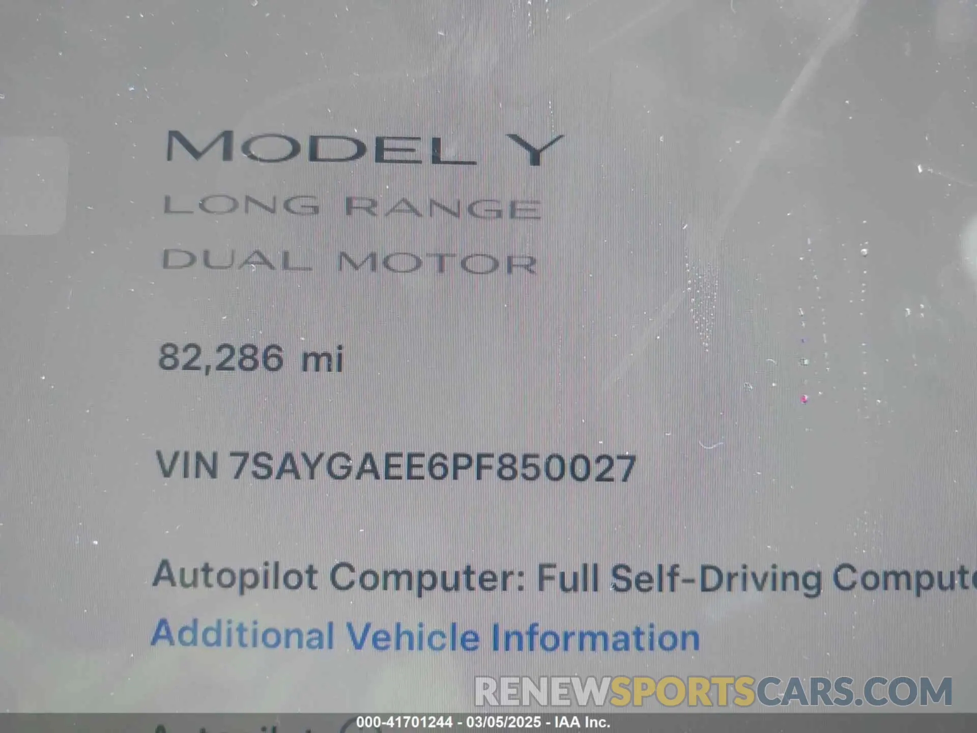15 Photograph of a damaged car 7SAYGAEE6PF850027 TESLA MODEL Y 2023