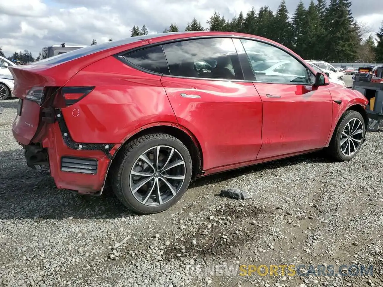 3 Photograph of a damaged car 7SAYGAEE6PF966053 TESLA MODEL Y 2023