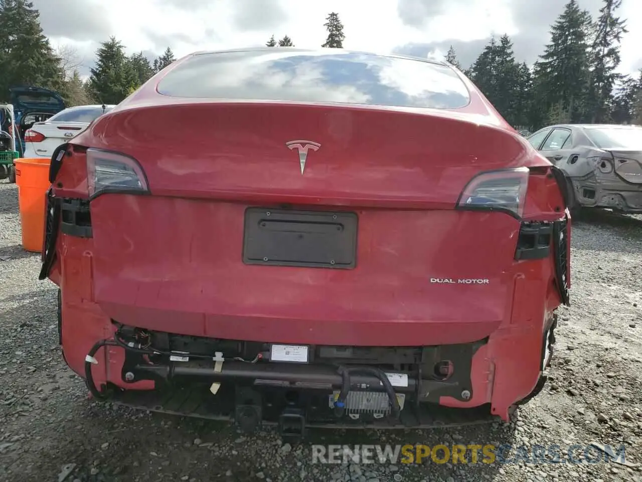 6 Photograph of a damaged car 7SAYGAEE6PF966053 TESLA MODEL Y 2023