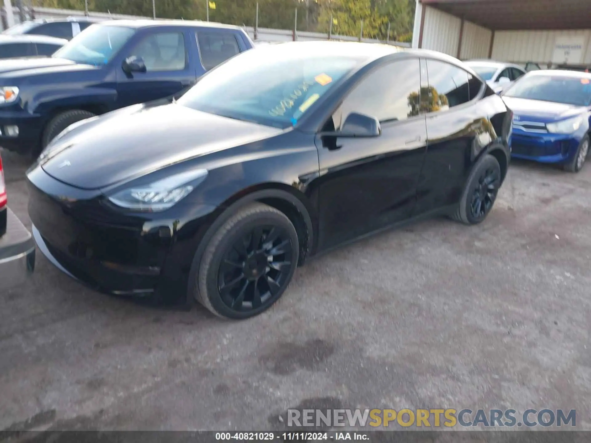 2 Photograph of a damaged car 7SAYGAEE7PF599180 TESLA MODEL Y 2023