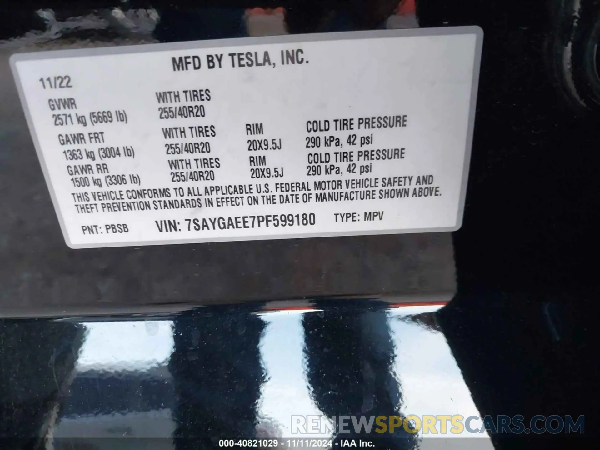 9 Photograph of a damaged car 7SAYGAEE7PF599180 TESLA MODEL Y 2023