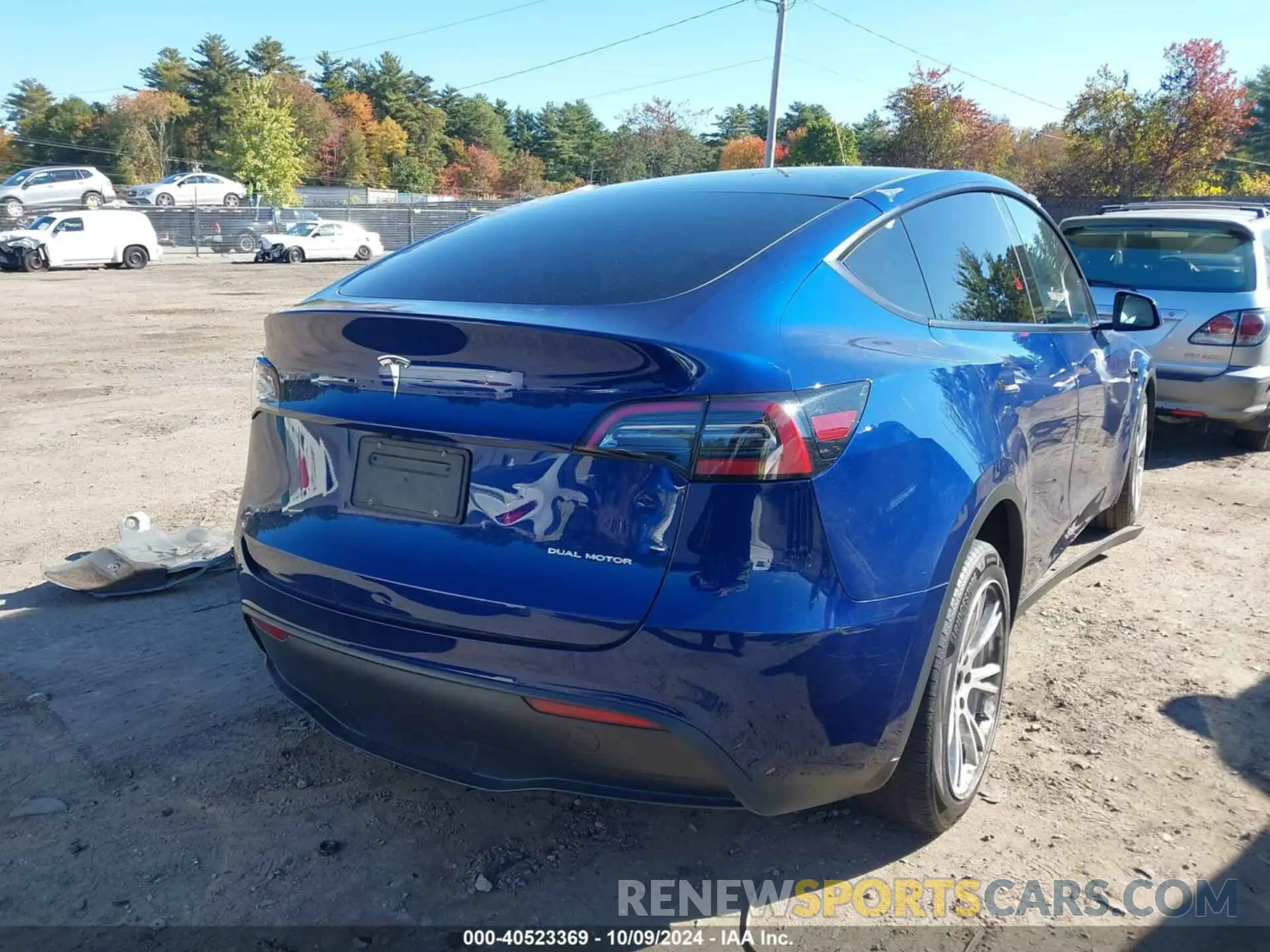 15 Photograph of a damaged car 7SAYGAEE7PF611442 TESLA MODEL Y 2023