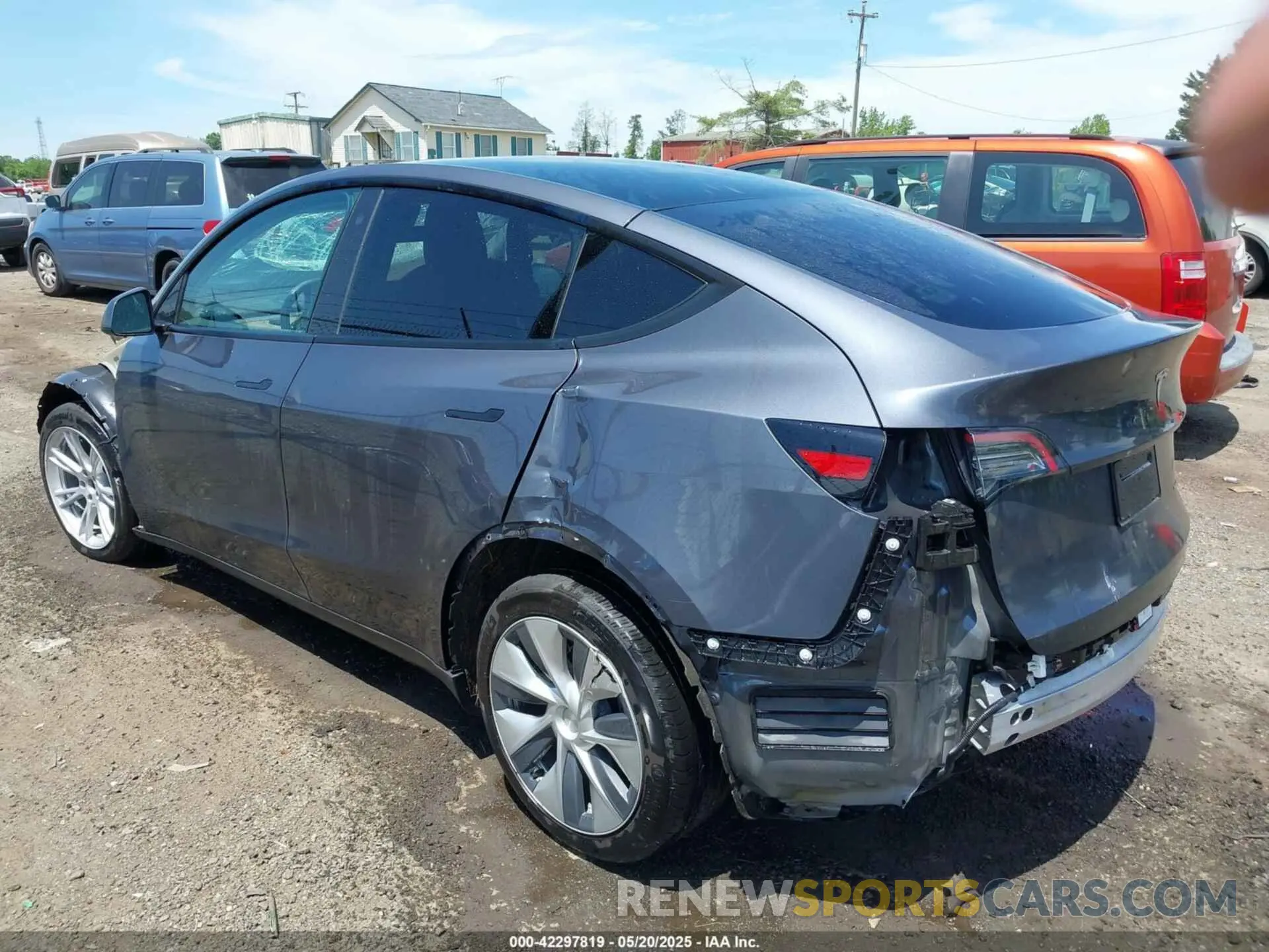 3 Photograph of a damaged car 7SAYGAEE7PF615751 TESLA MODEL Y 2023