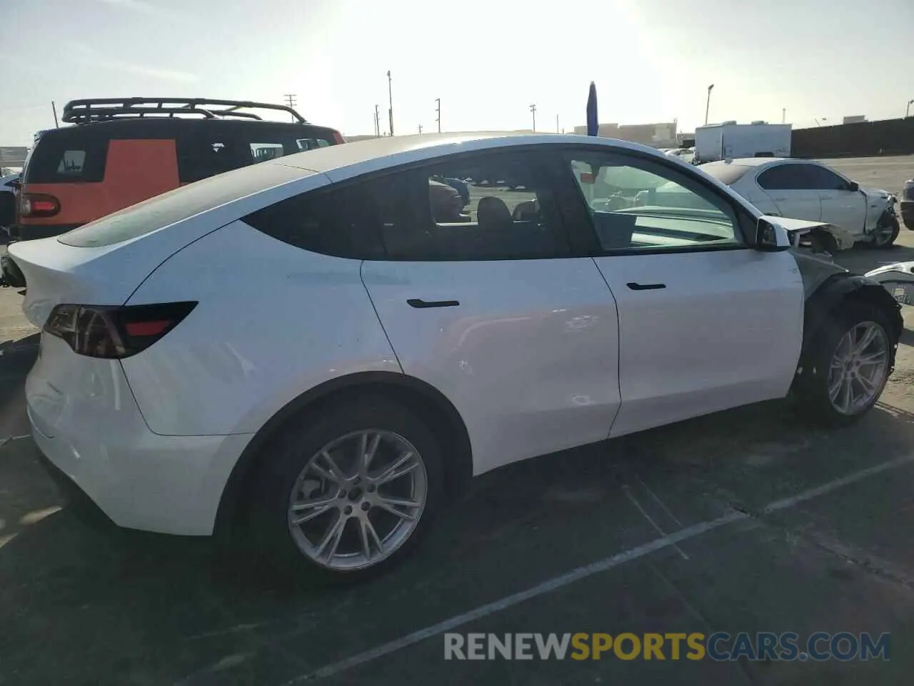 3 Photograph of a damaged car 7SAYGAEE7PF619170 TESLA MODEL Y 2023