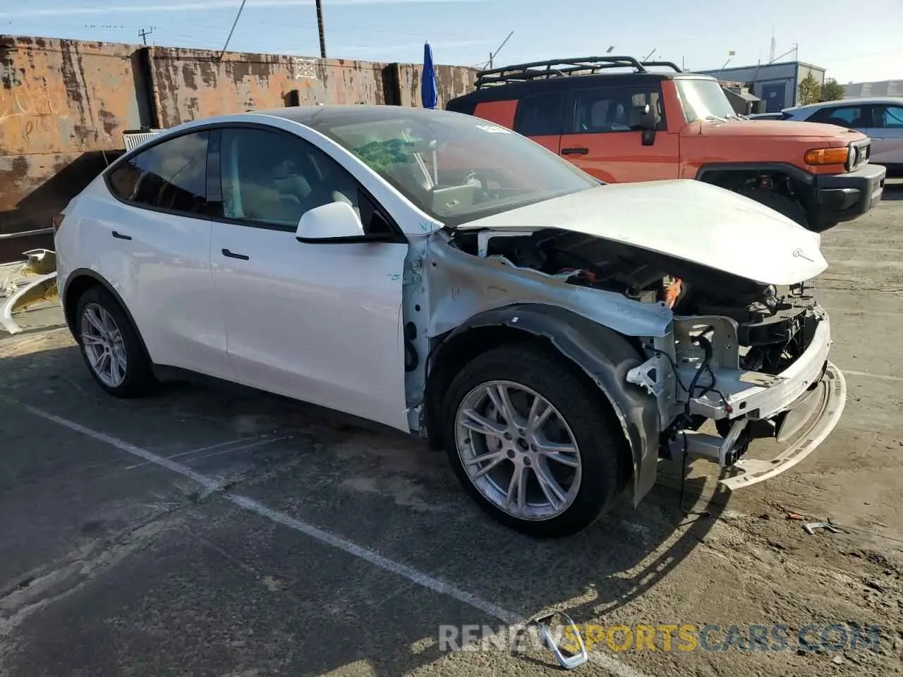 4 Photograph of a damaged car 7SAYGAEE7PF619170 TESLA MODEL Y 2023