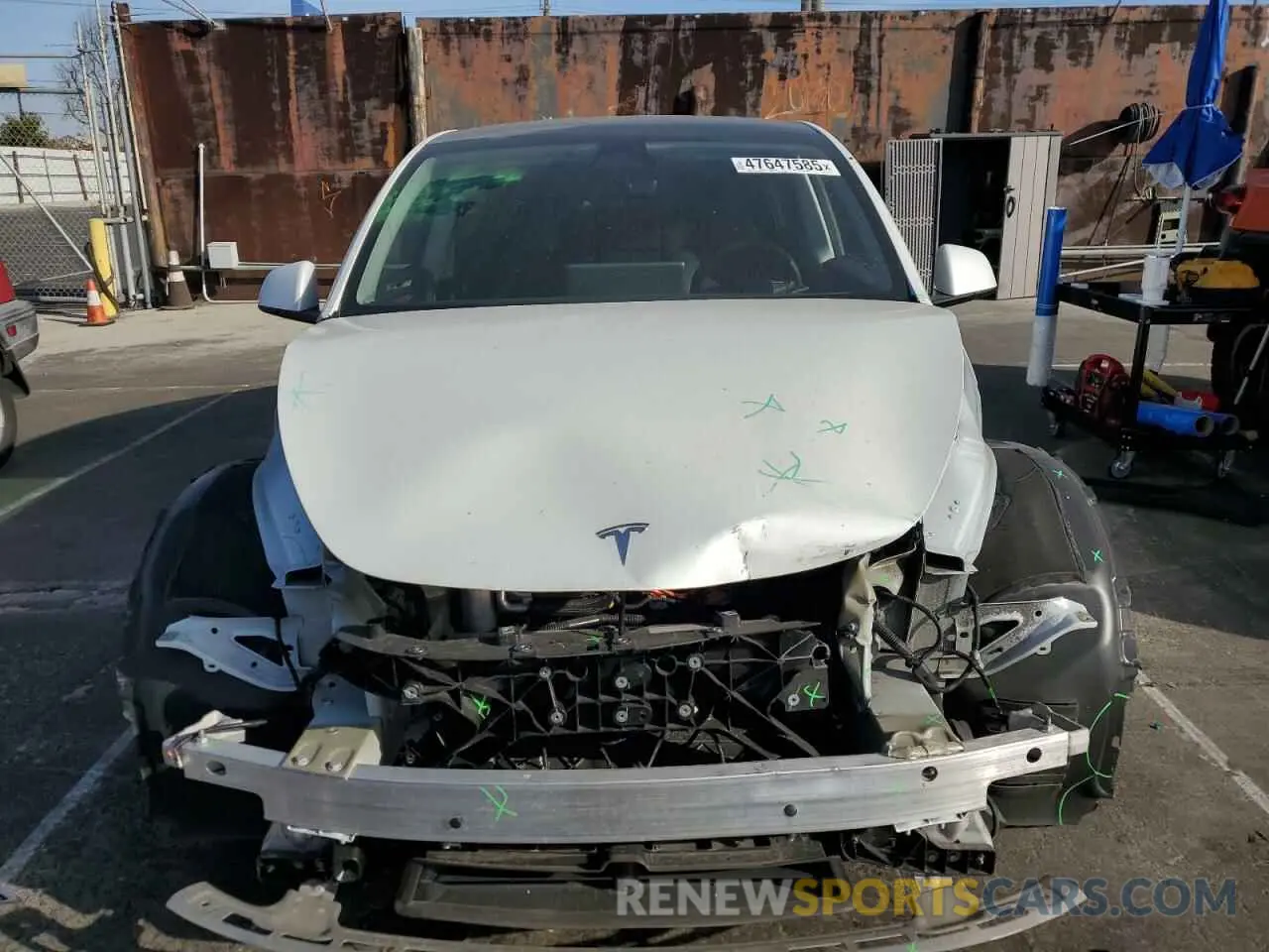 5 Photograph of a damaged car 7SAYGAEE7PF619170 TESLA MODEL Y 2023