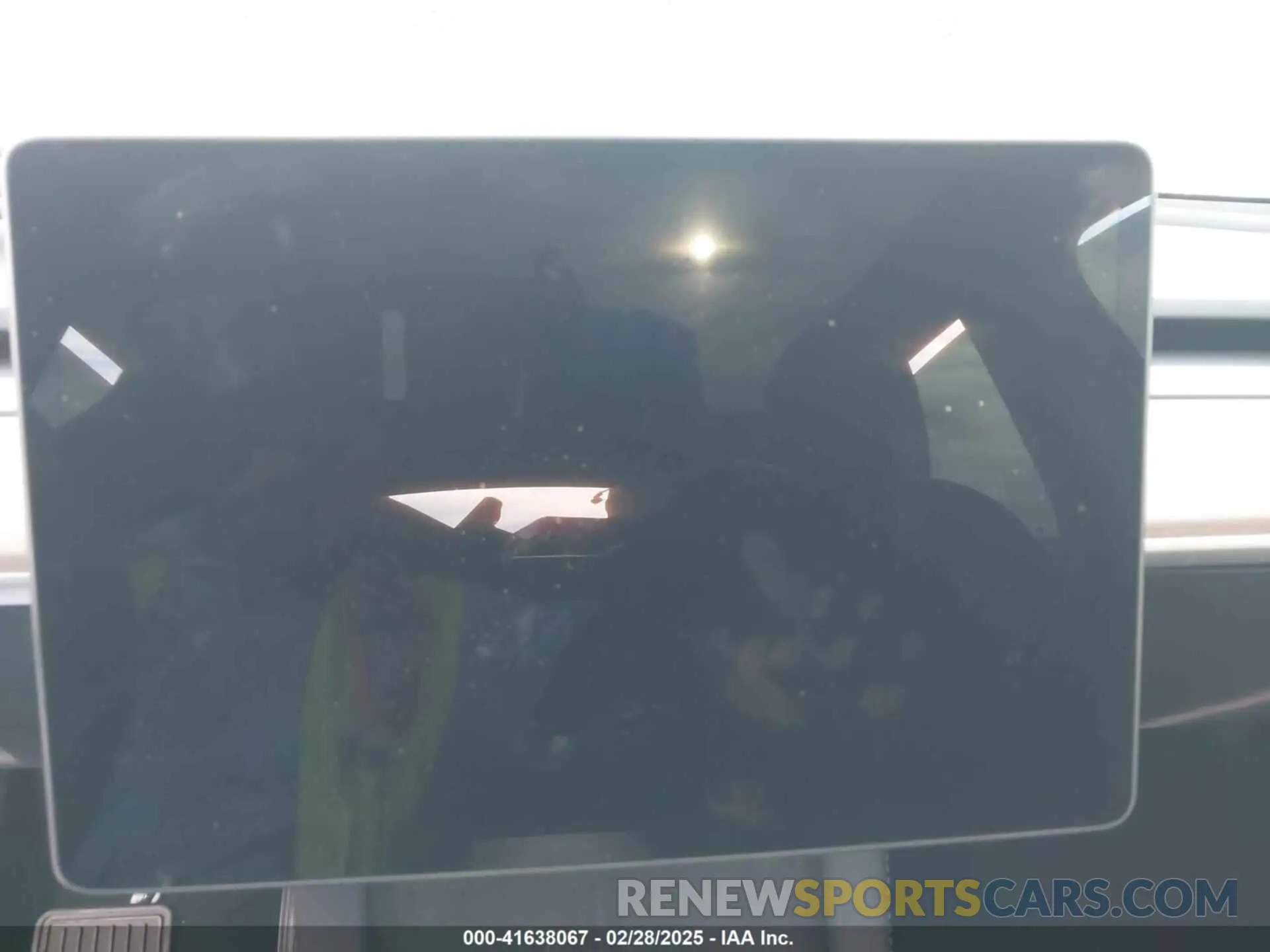 17 Photograph of a damaged car 7SAYGAEE7PF713761 TESLA MODEL Y 2023
