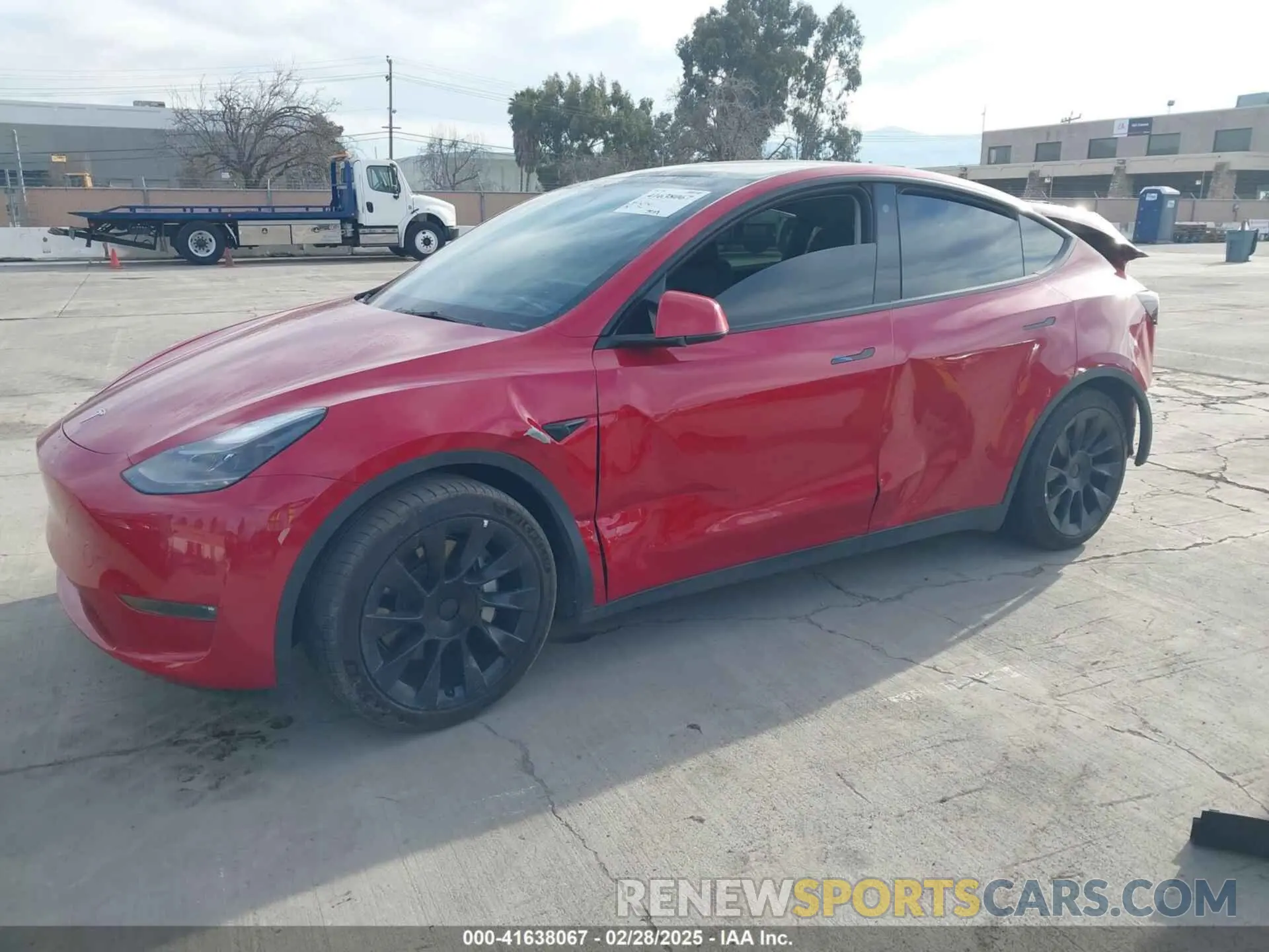 2 Photograph of a damaged car 7SAYGAEE7PF713761 TESLA MODEL Y 2023