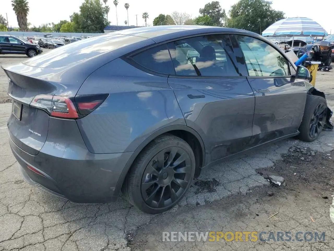 3 Photograph of a damaged car 7SAYGAEE7PF714828 TESLA MODEL Y 2023