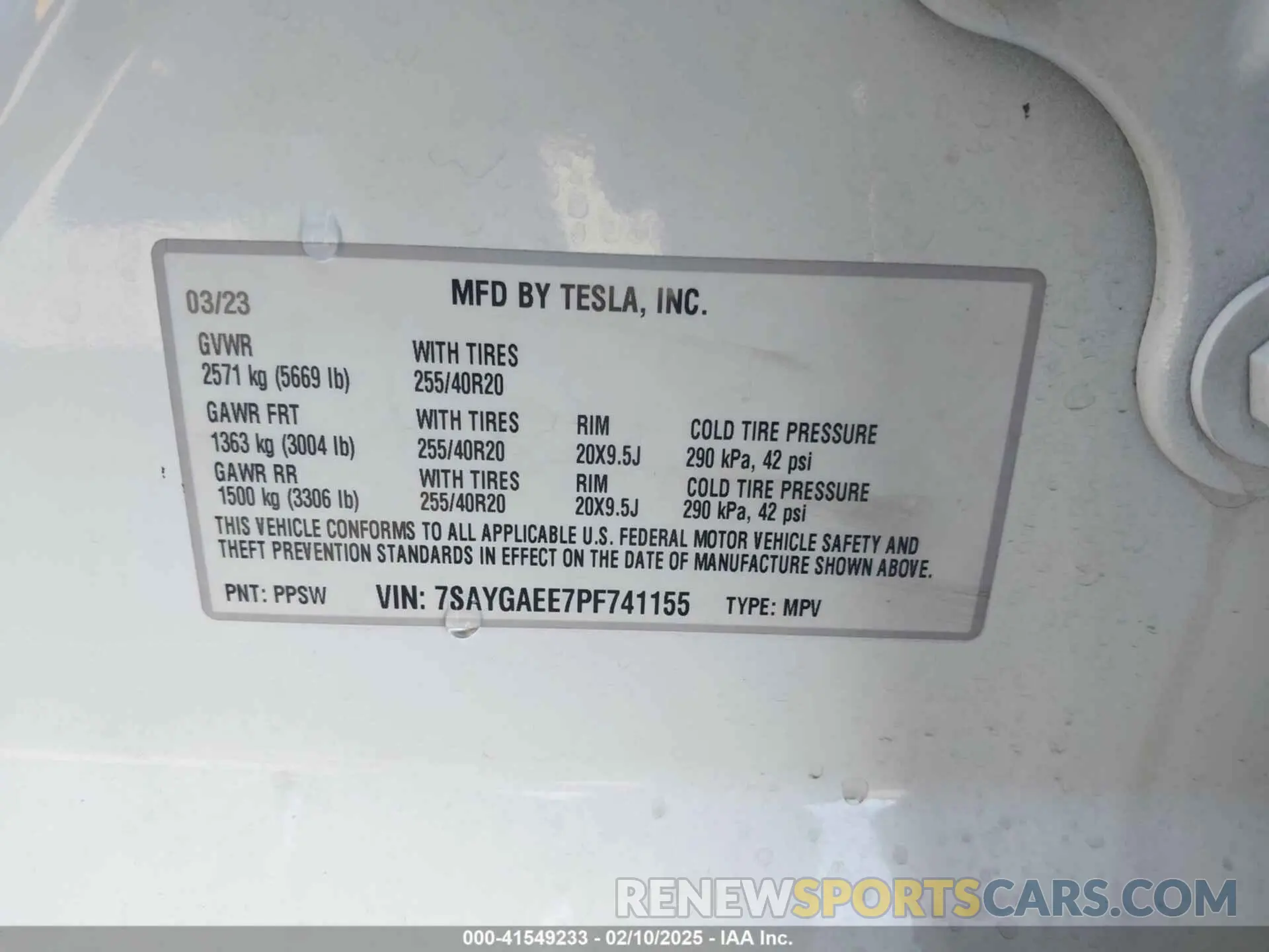 9 Photograph of a damaged car 7SAYGAEE7PF741155 TESLA MODEL Y 2023
