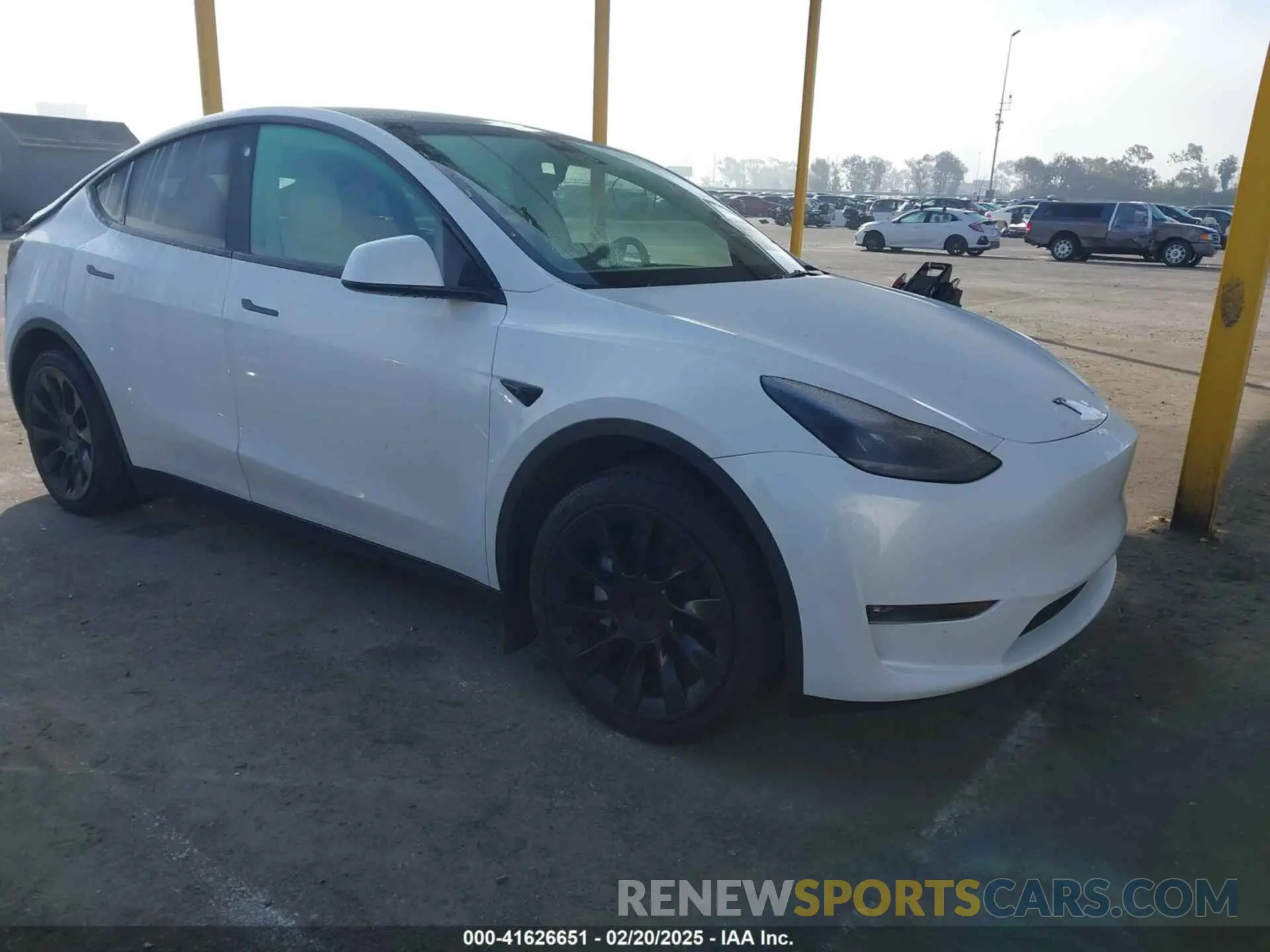 1 Photograph of a damaged car 7SAYGAEE7PF766735 TESLA MODEL Y 2023