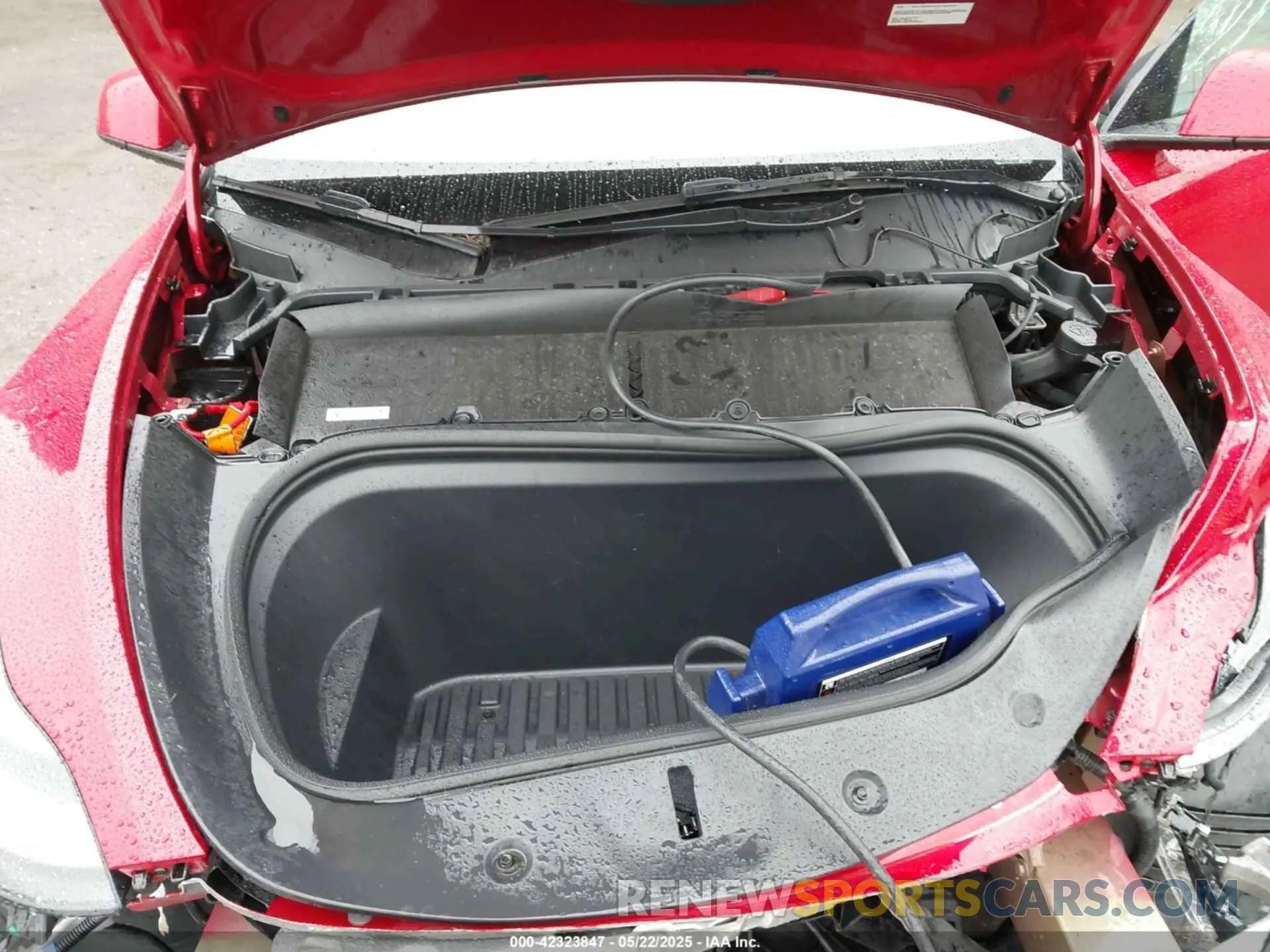 10 Photograph of a damaged car 7SAYGAEE7PF800978 TESLA MODEL Y 2023