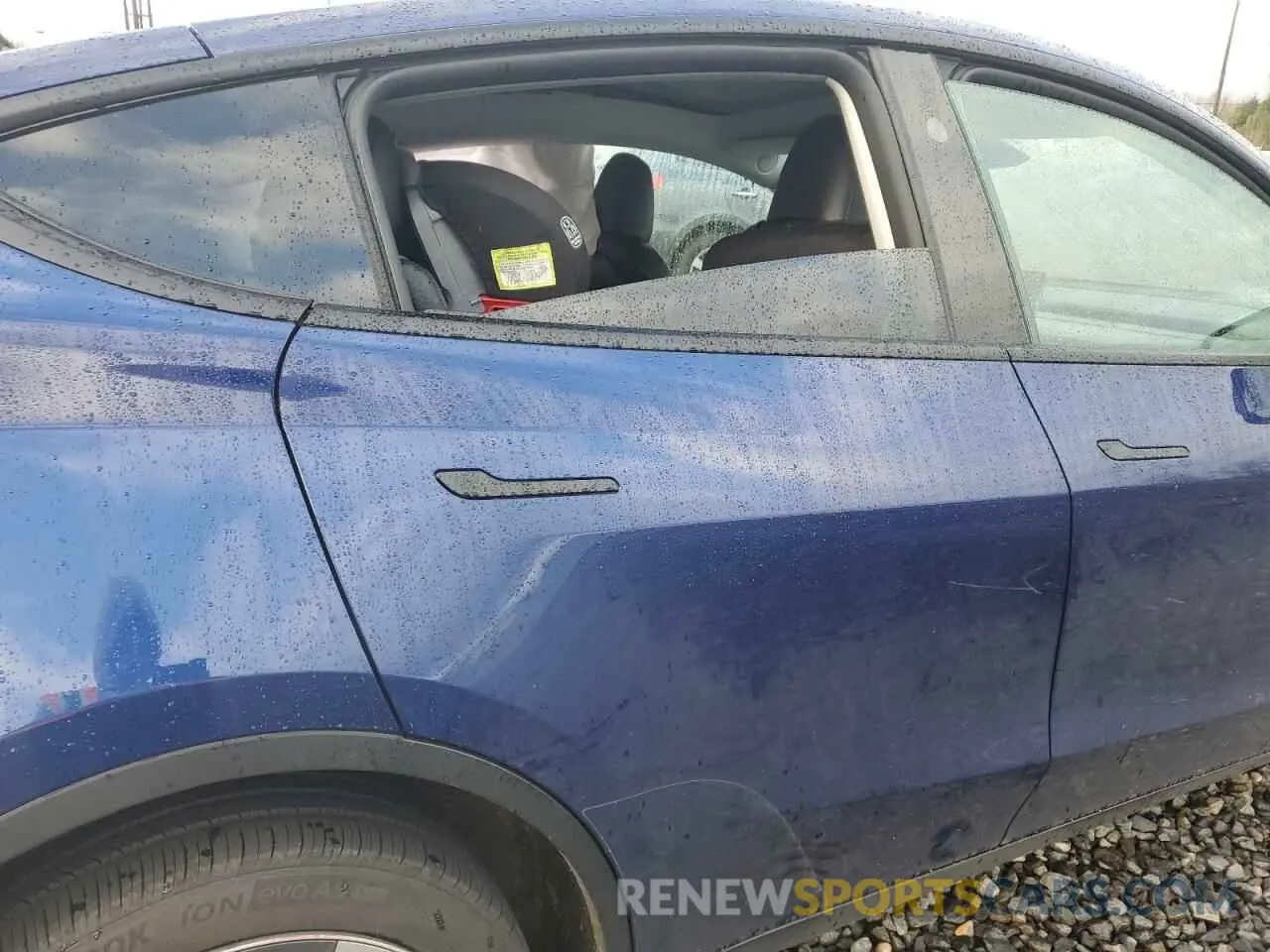 11 Photograph of a damaged car 7SAYGAEE7PF824973 TESLA MODEL Y 2023
