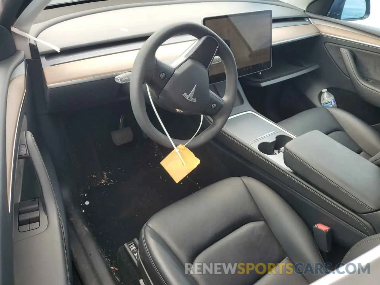 8 Photograph of a damaged car 7SAYGAEE7PF824973 TESLA MODEL Y 2023