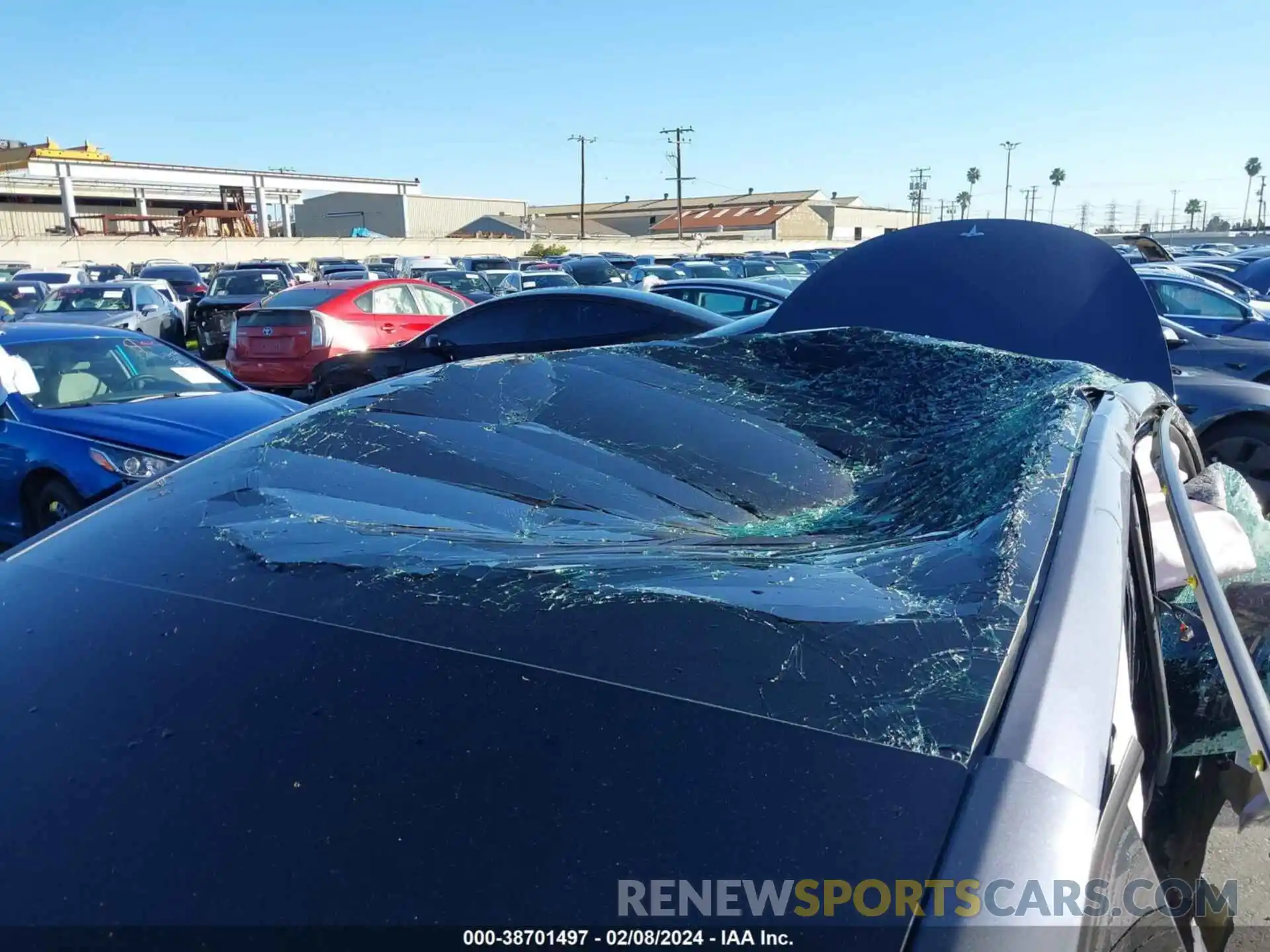 6 Photograph of a damaged car 7SAYGAEE7PF916777 TESLA MODEL Y 2023