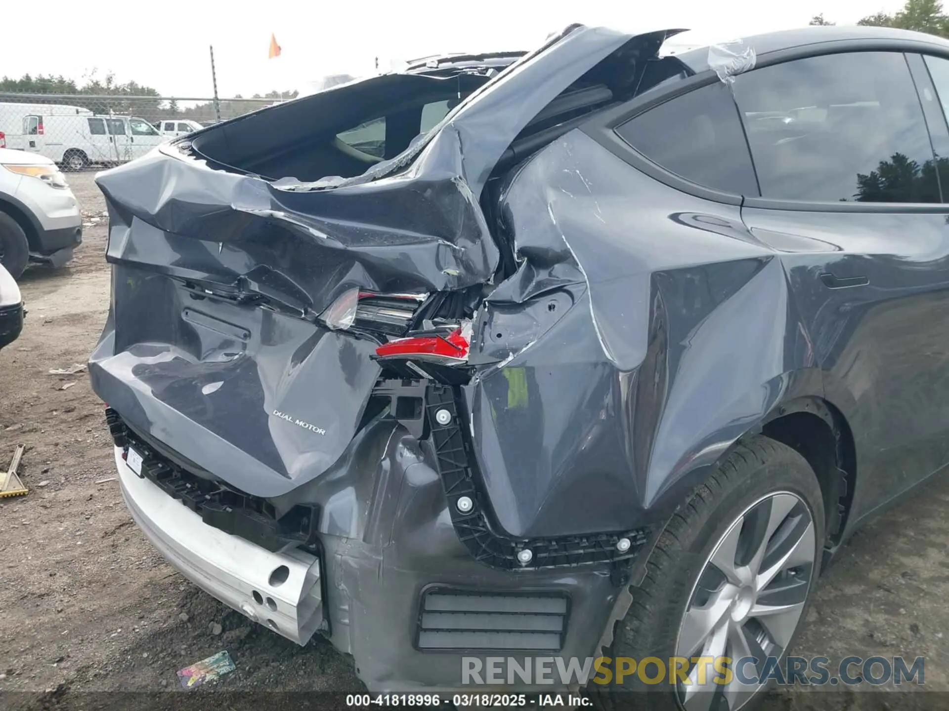 20 Photograph of a damaged car 7SAYGAEE7PF963324 TESLA MODEL Y 2023