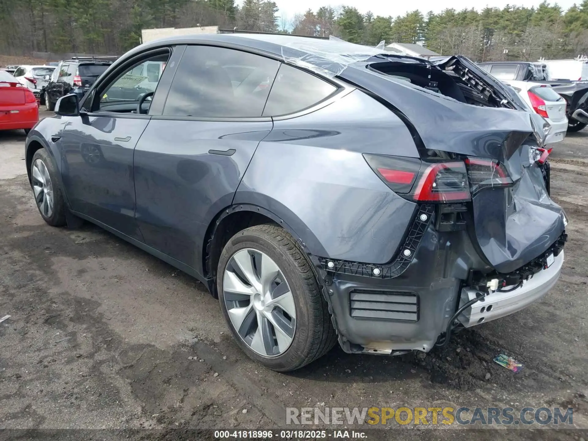 3 Photograph of a damaged car 7SAYGAEE7PF963324 TESLA MODEL Y 2023