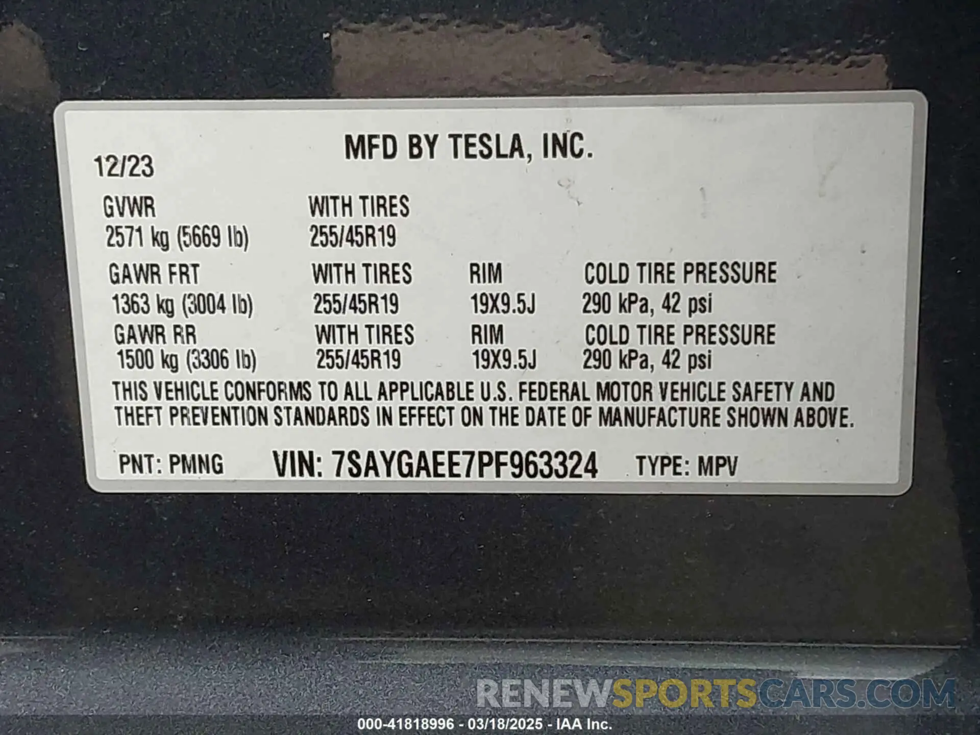 9 Photograph of a damaged car 7SAYGAEE7PF963324 TESLA MODEL Y 2023