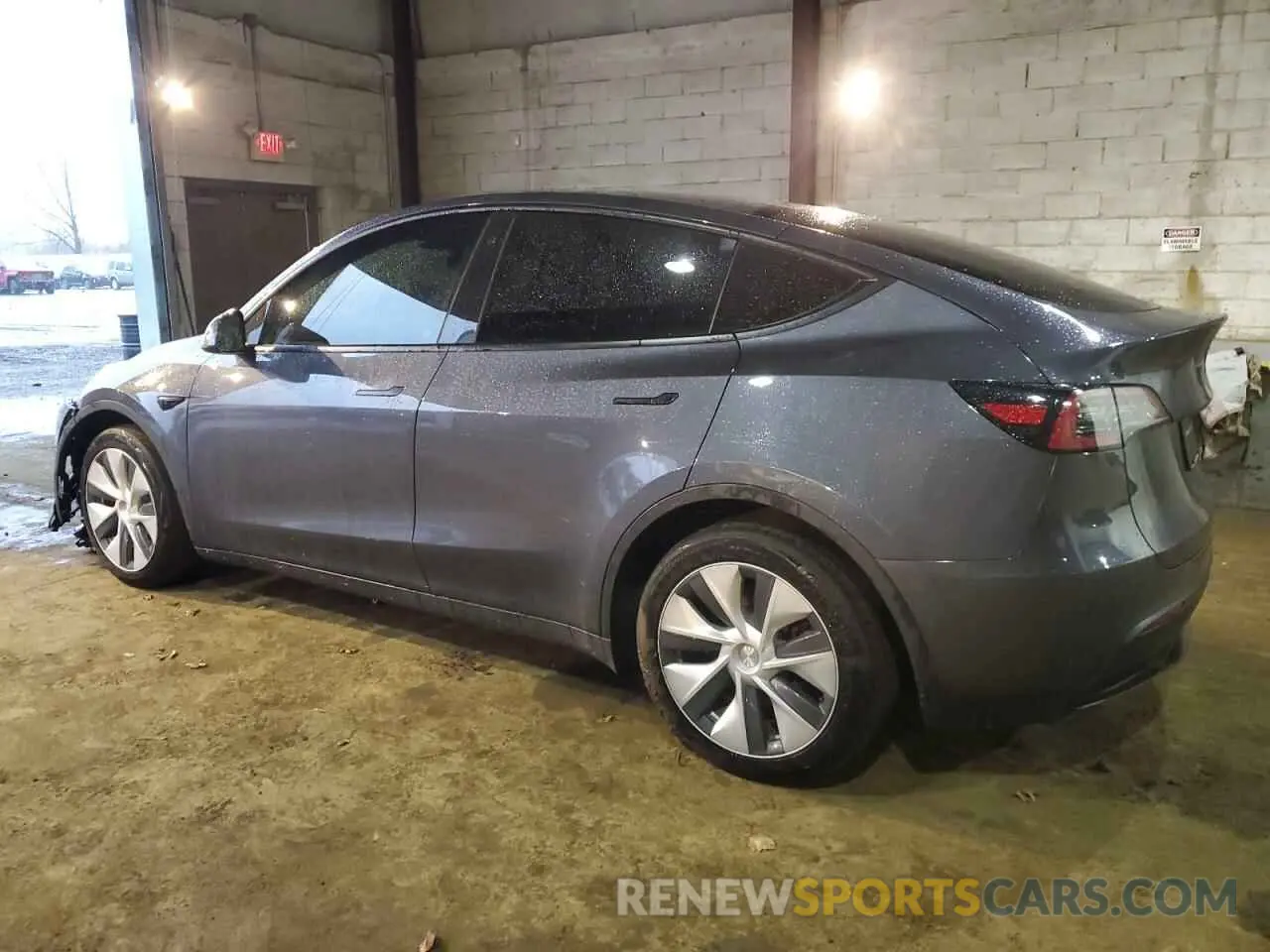 2 Photograph of a damaged car 7SAYGAEE8PF584641 TESLA MODEL Y 2023