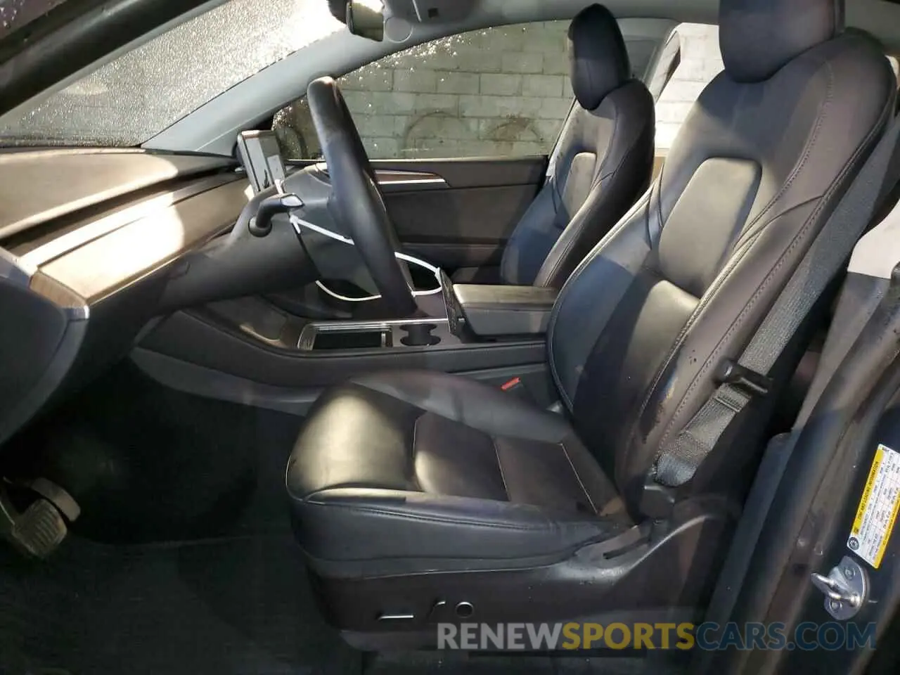 7 Photograph of a damaged car 7SAYGAEE8PF584641 TESLA MODEL Y 2023
