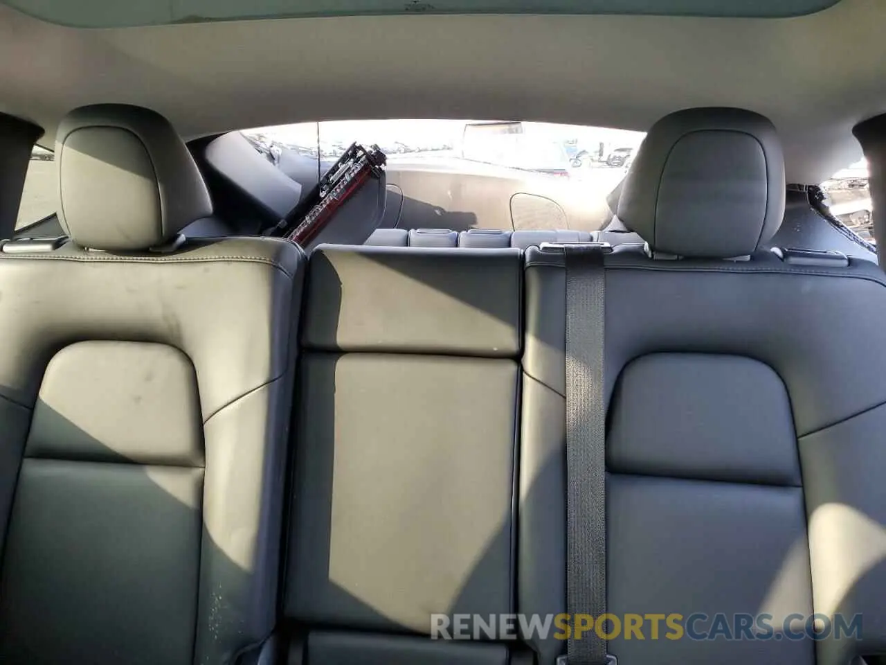10 Photograph of a damaged car 7SAYGAEE8PF609151 TESLA MODEL Y 2023