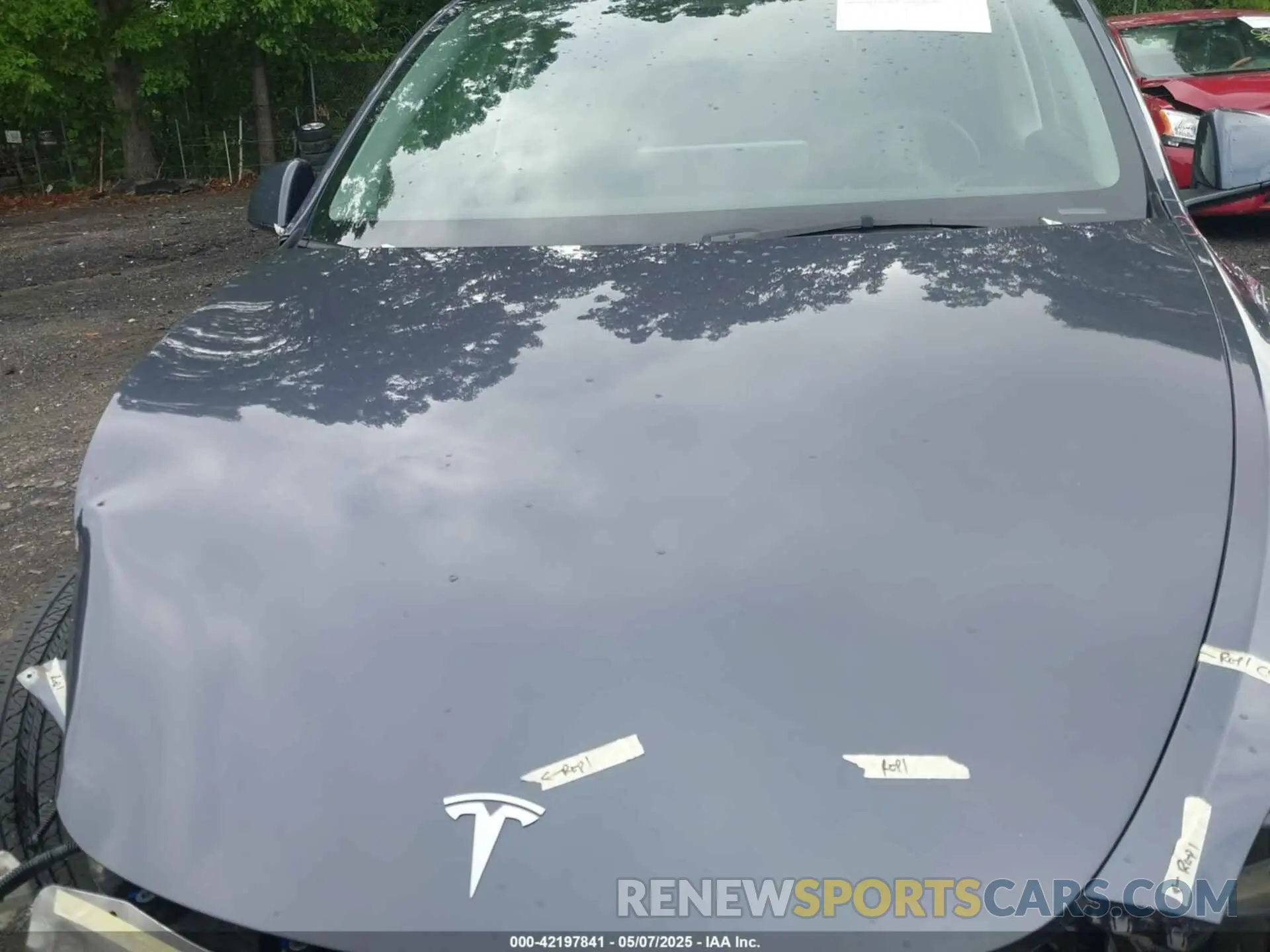 10 Photograph of a damaged car 7SAYGAEE8PF622191 TESLA MODEL Y 2023