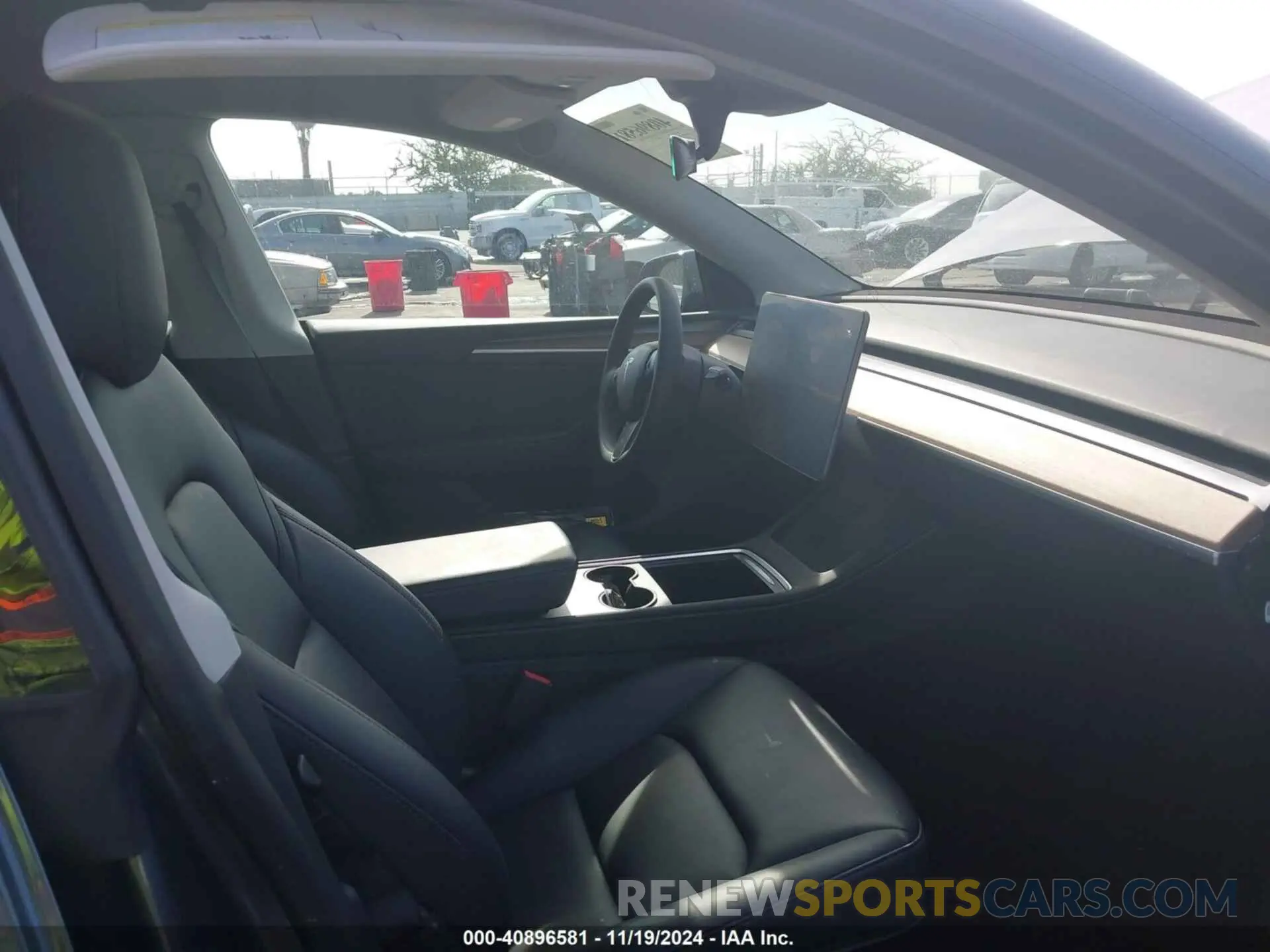 5 Photograph of a damaged car 7SAYGAEE8PF623860 TESLA MODEL Y 2023