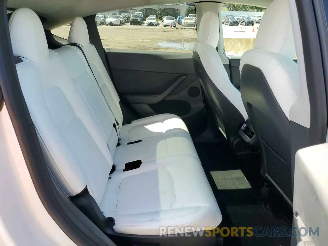11 Photograph of a damaged car 7SAYGAEE8PF645129 TESLA MODEL Y 2023