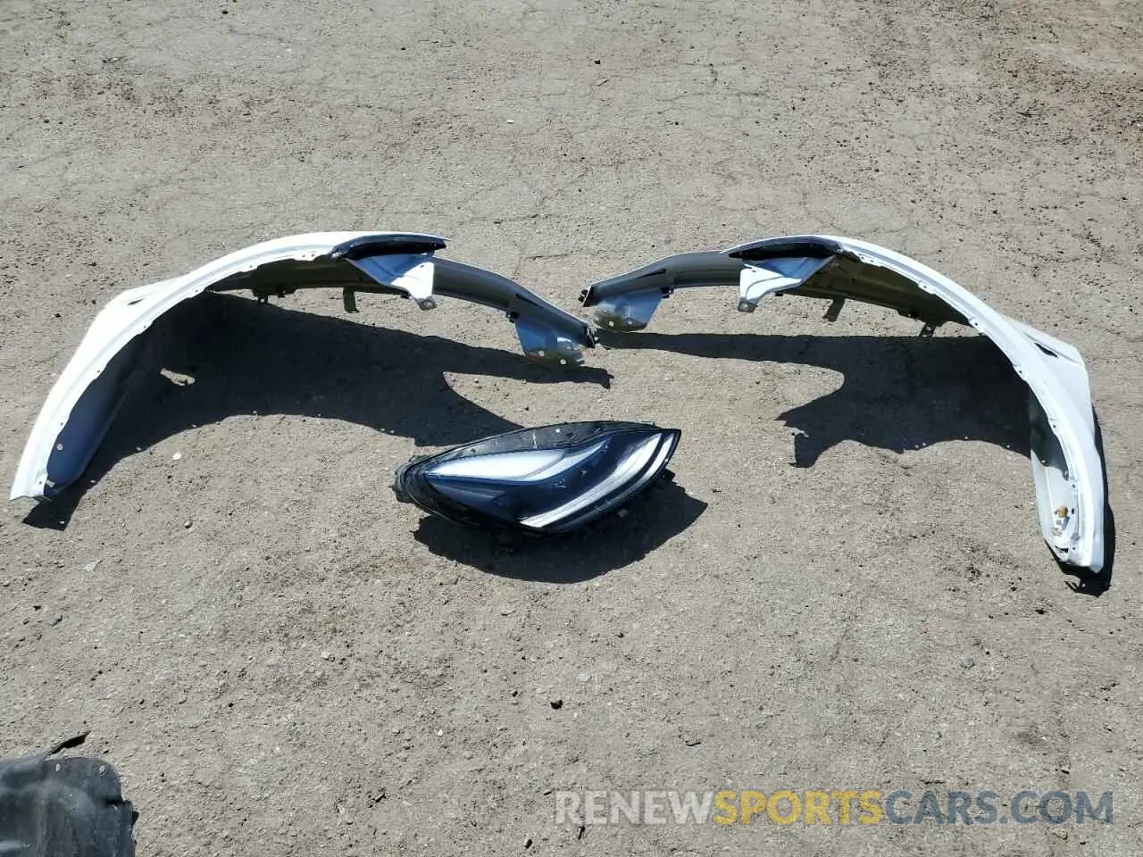 13 Photograph of a damaged car 7SAYGAEE8PF645129 TESLA MODEL Y 2023