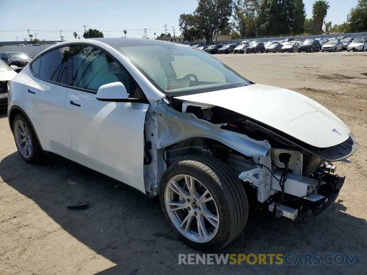 4 Photograph of a damaged car 7SAYGAEE8PF645129 TESLA MODEL Y 2023