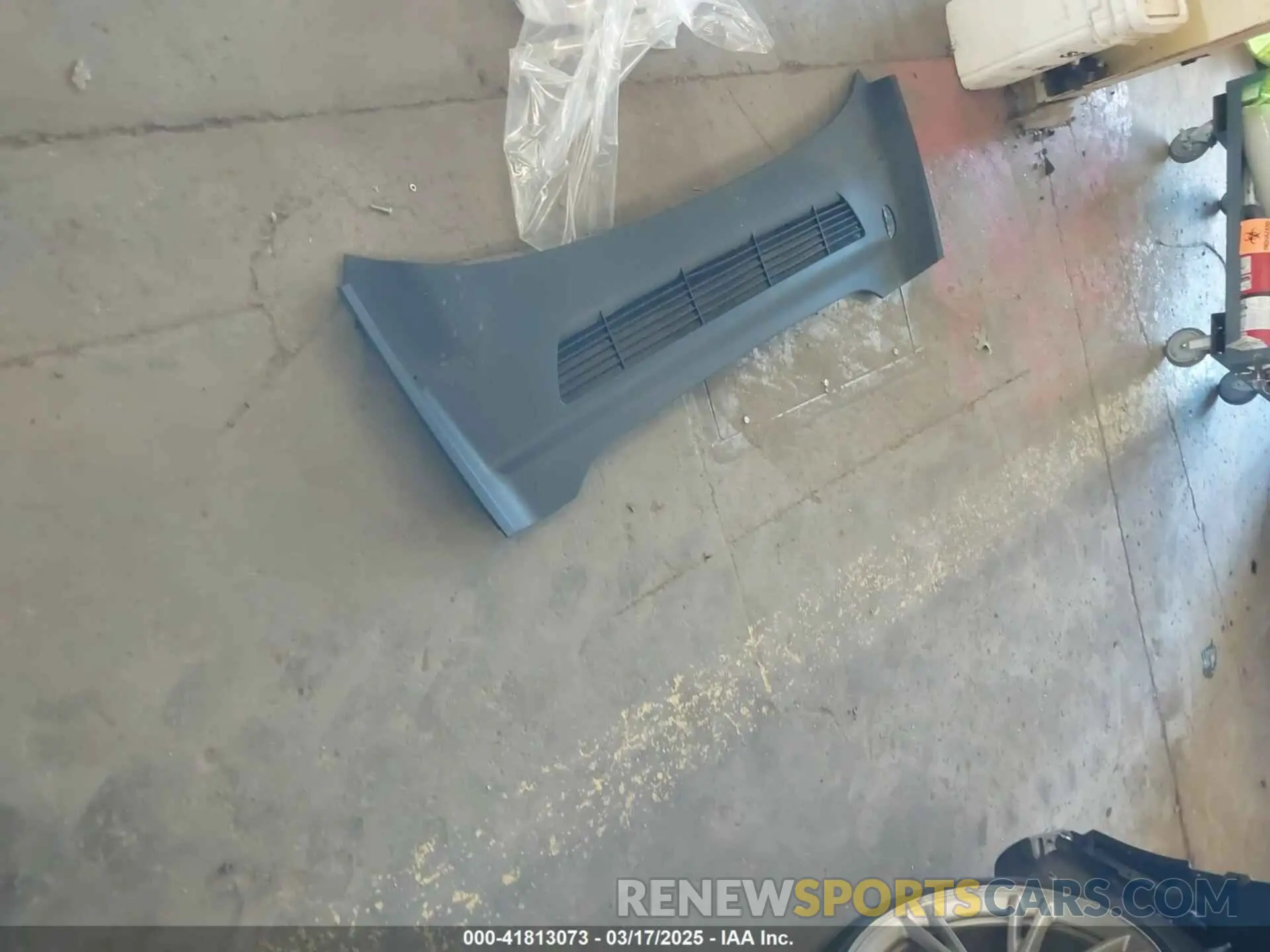 12 Photograph of a damaged car 7SAYGAEE8PF661220 TESLA MODEL Y 2023
