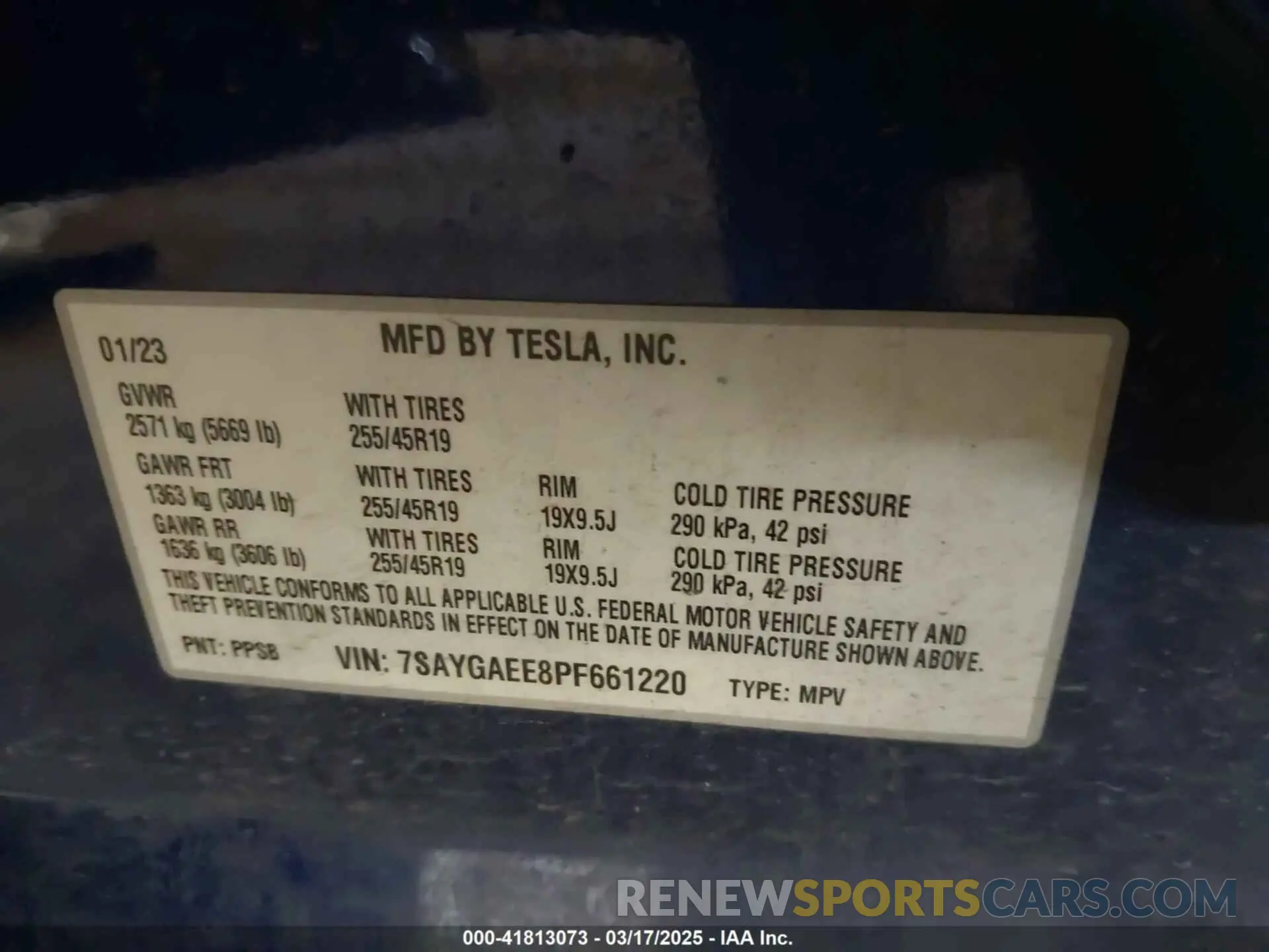 9 Photograph of a damaged car 7SAYGAEE8PF661220 TESLA MODEL Y 2023